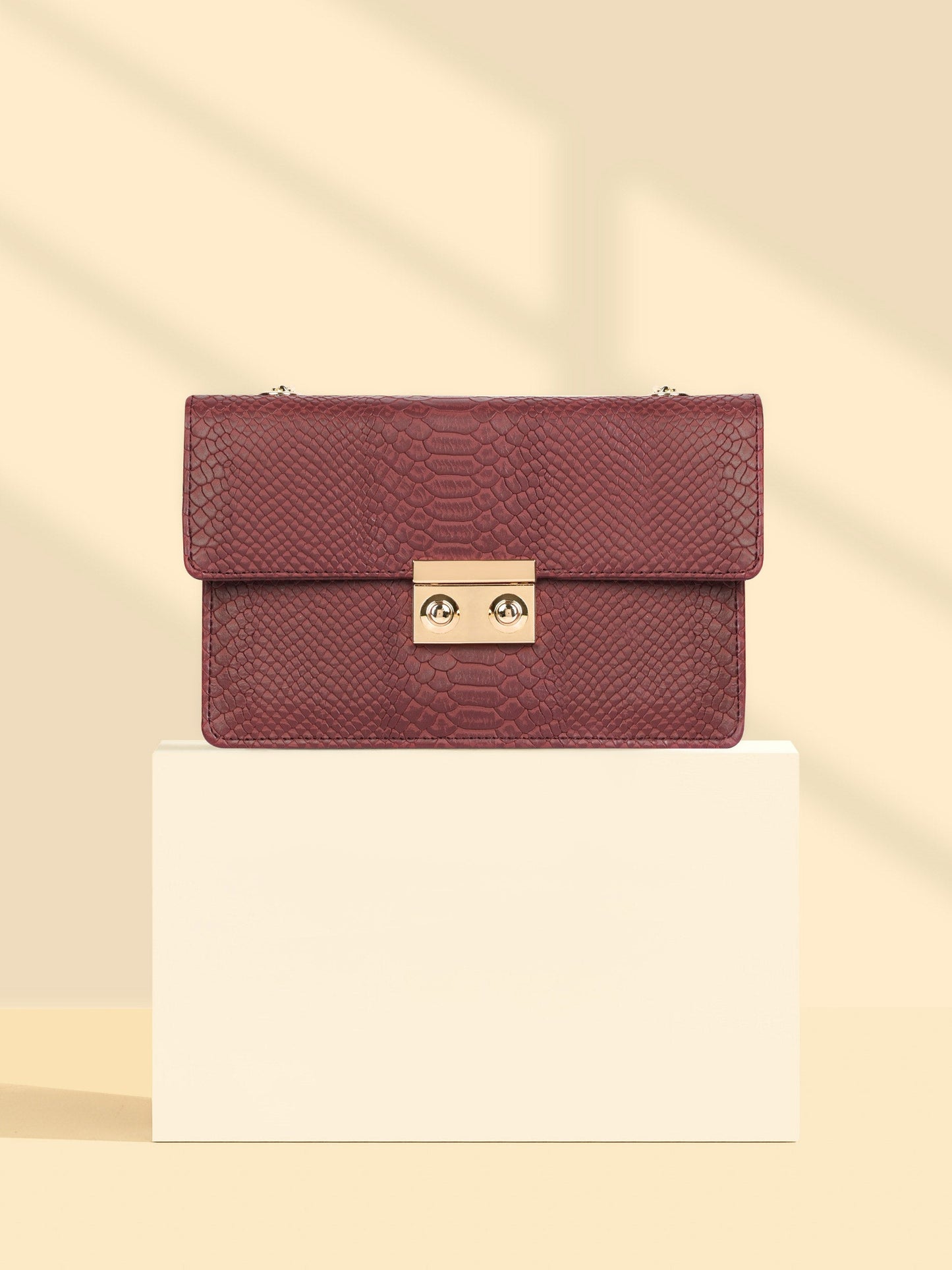 Snakeskin Texture Handbag