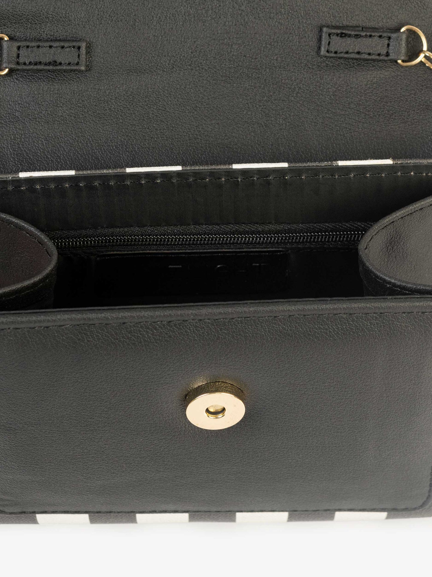Two-tone Clutch