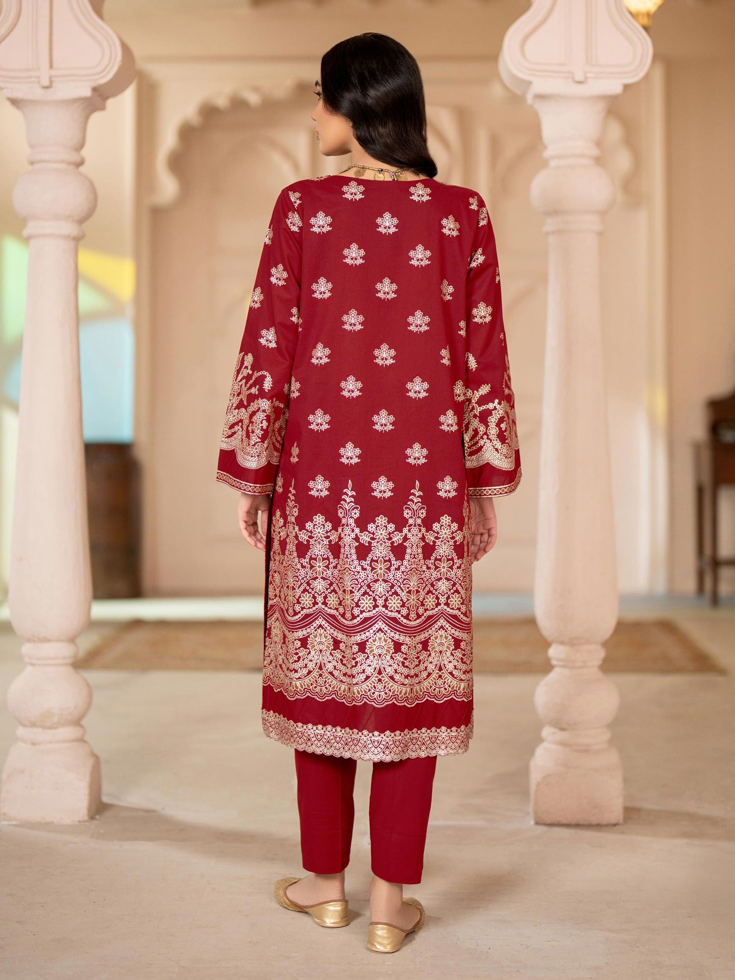 2 Piece Lawn Suit-Embroidered (Unstitched)