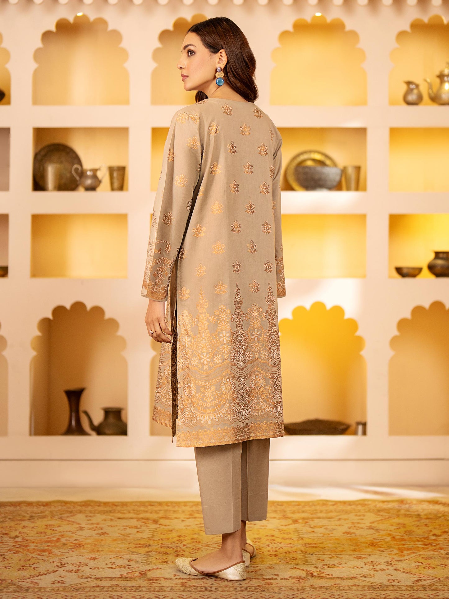 2 Piece Lawn Suit-Embroidered (Unstitched)