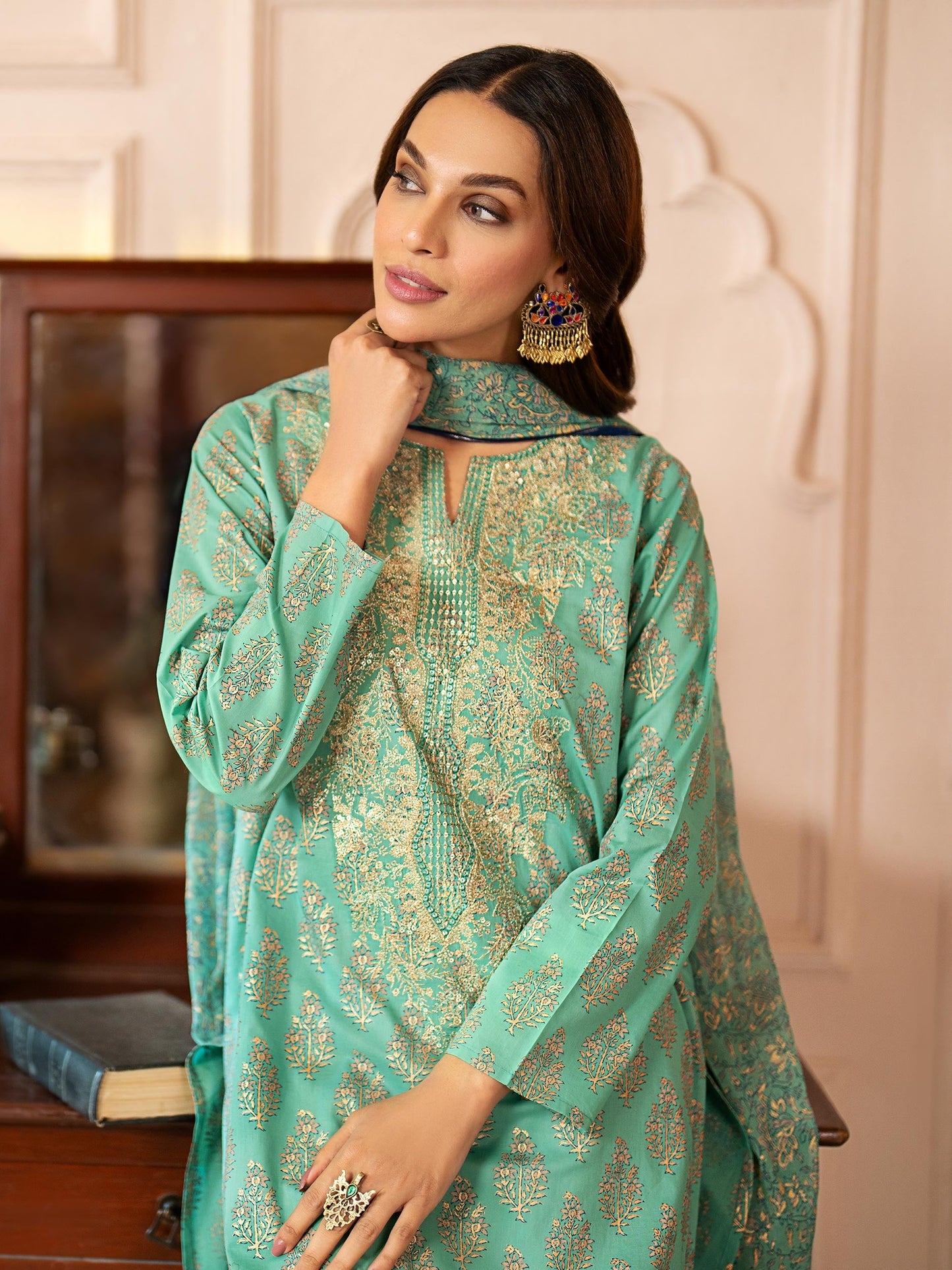 3 Piece Lawn Suit-Embroidered (Unstitched)