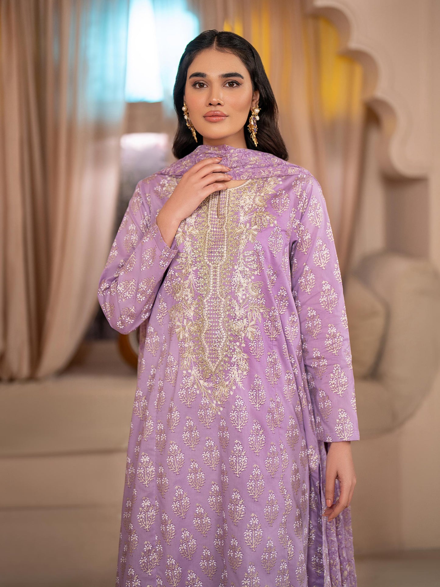 3 Piece Lawn Suit-Embroidered (Unstitched)