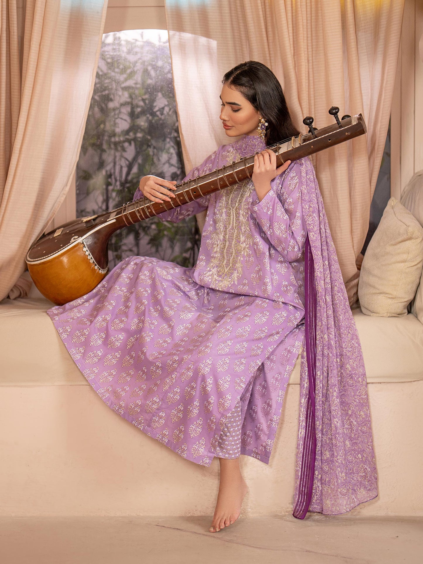 3 Piece Lawn Suit-Embroidered (Unstitched)