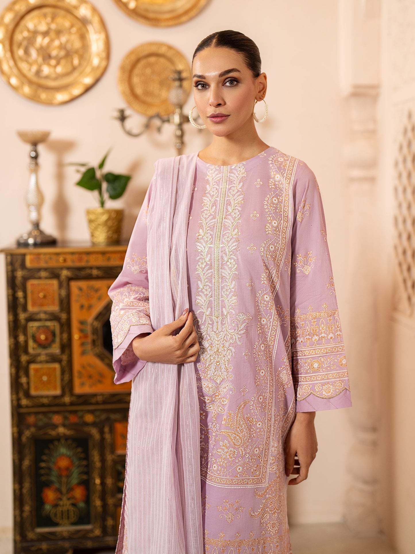 3 Piece Lawn Suit-Embroidered (Unstitched)