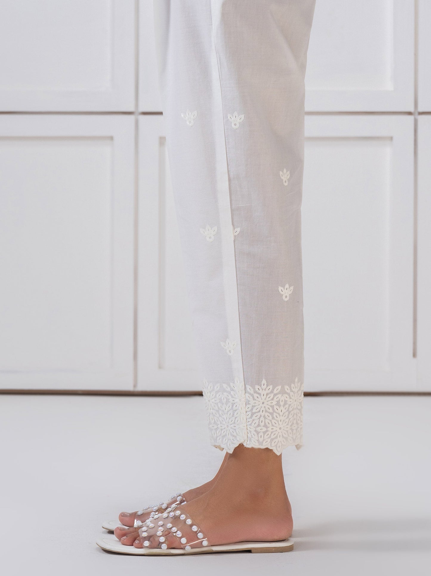 Lawn Trouser-Embroidered (Pret)