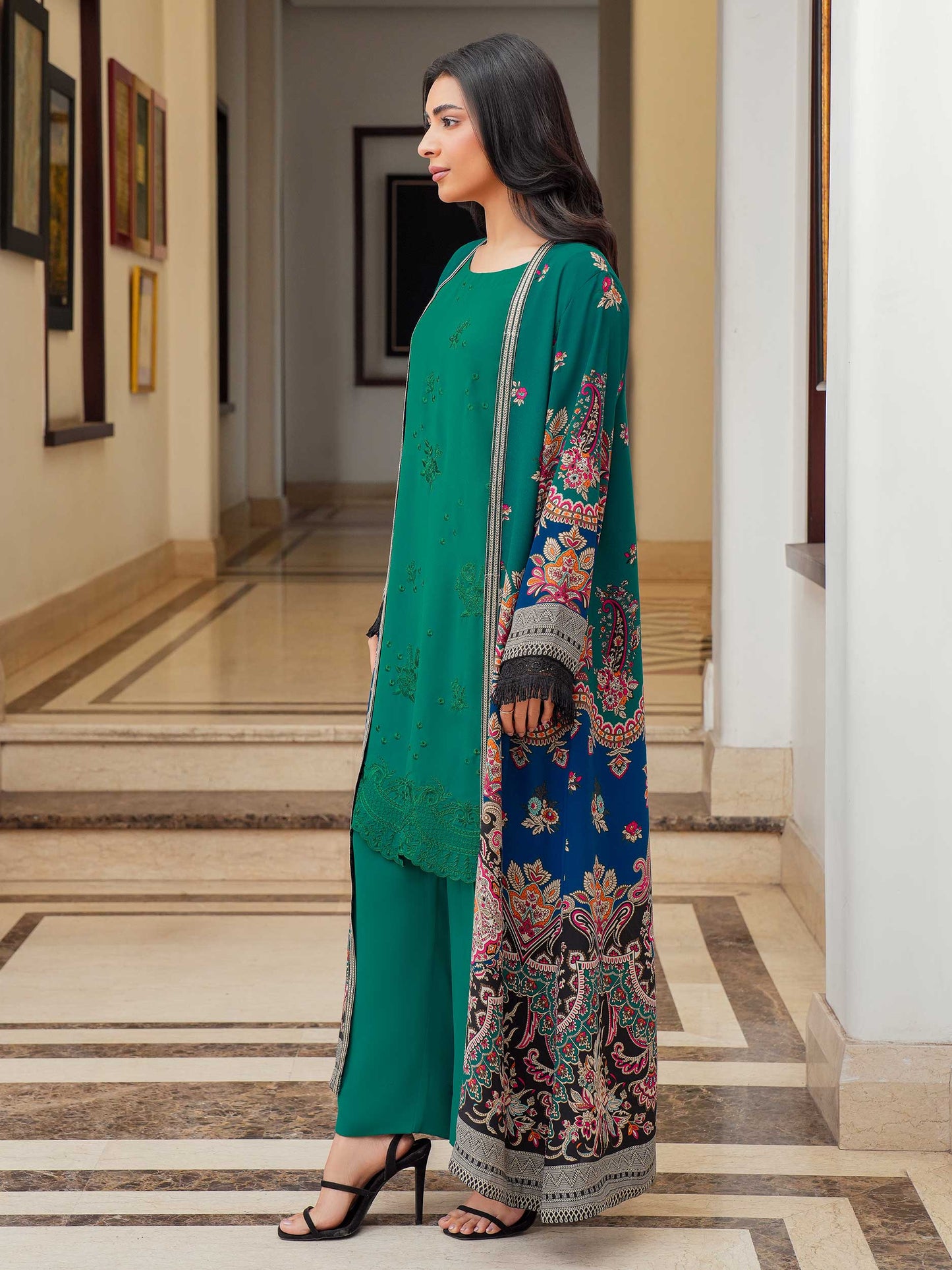 2 Piece Grip Suit-Embroidered (Pret)