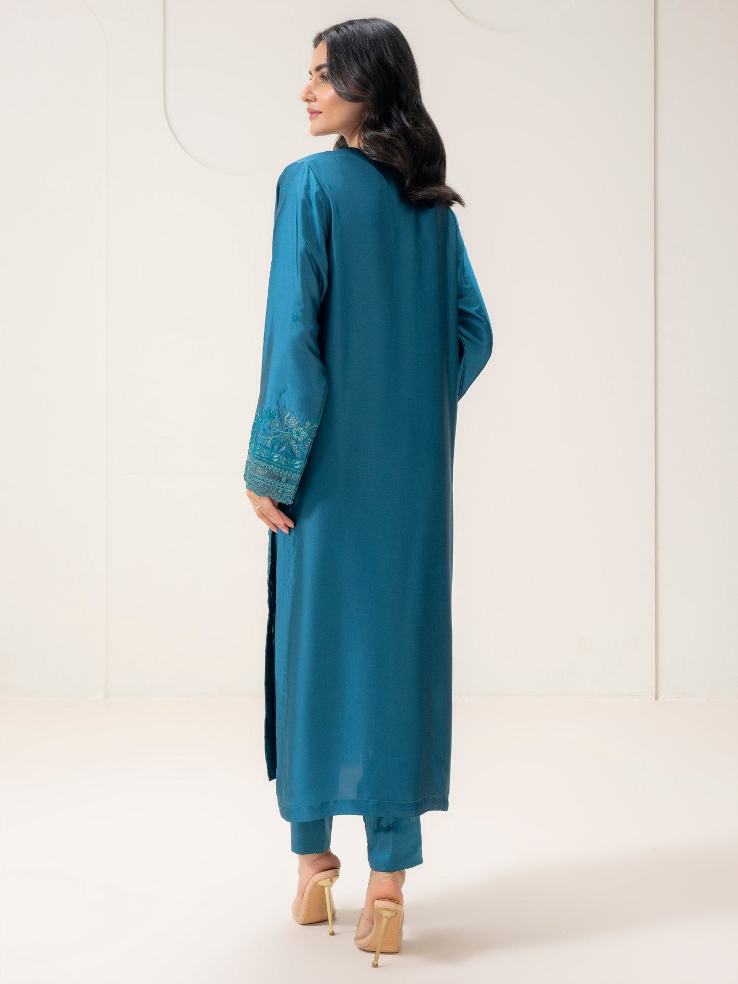 2 Piece Silk Suit-Embroidered (Pret)