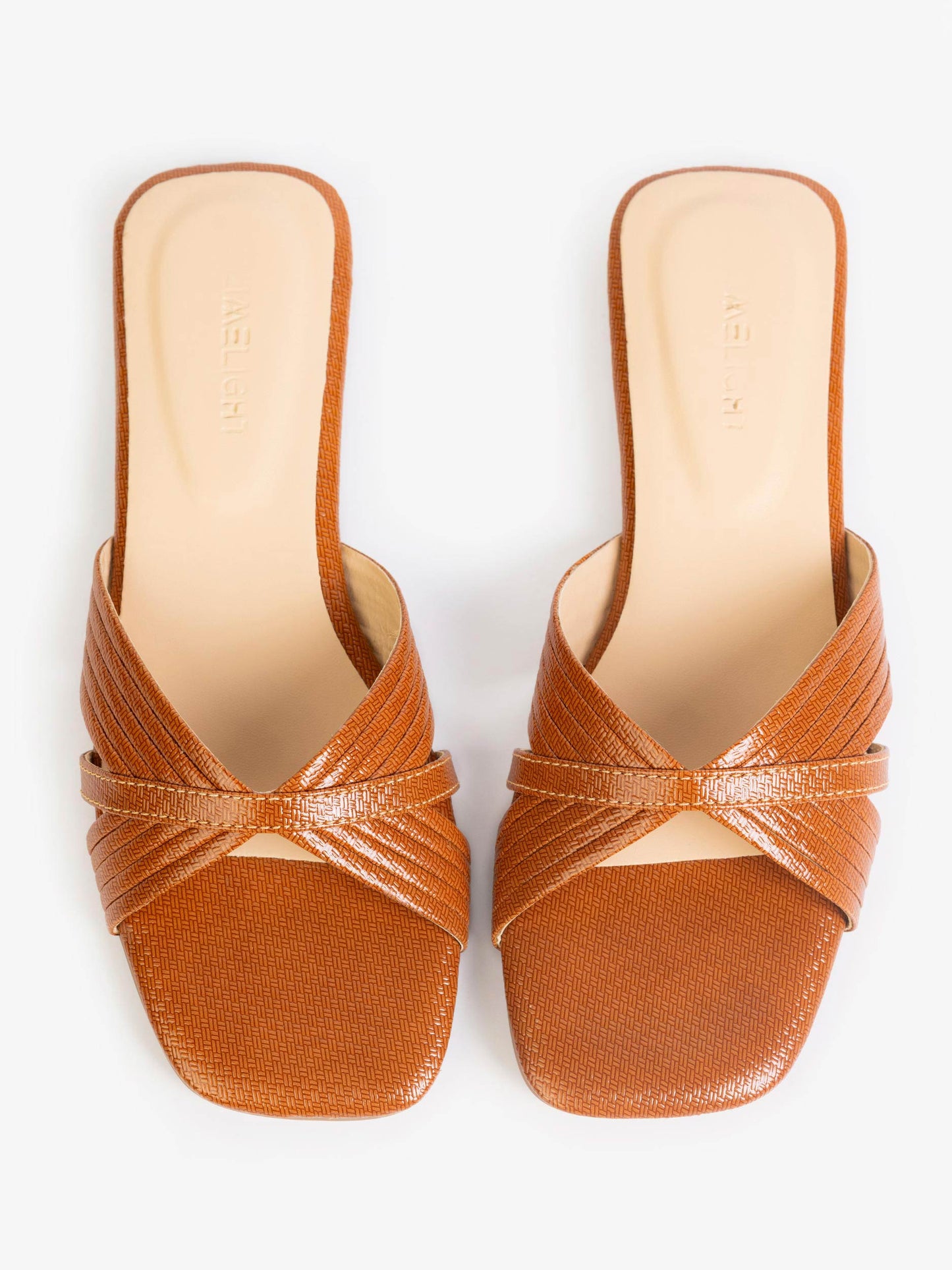 Crisscross Flats
