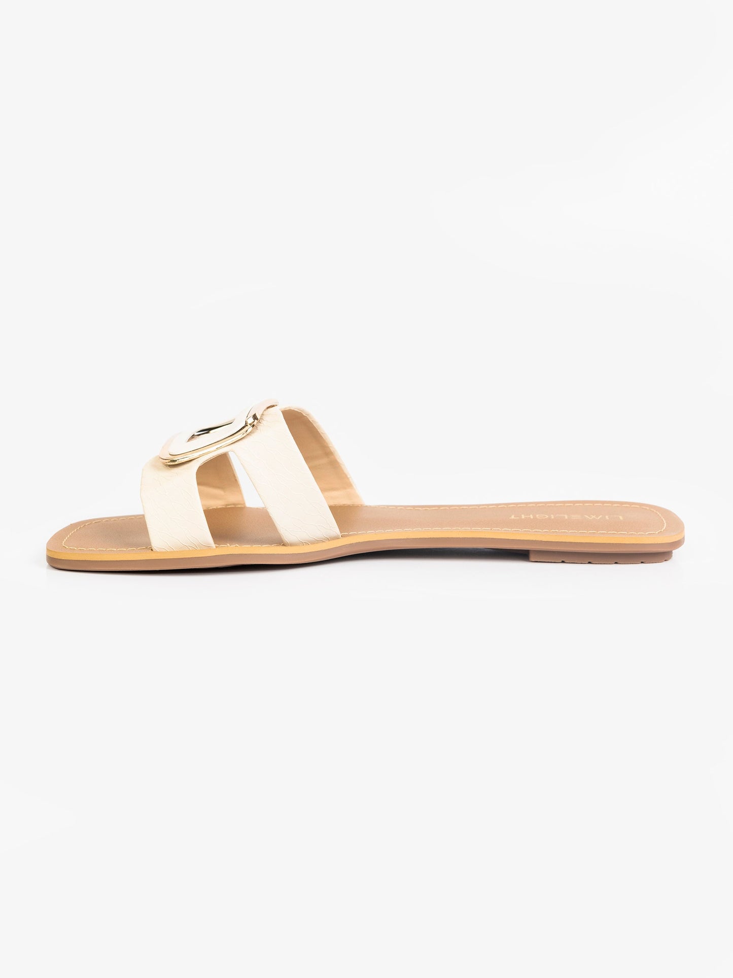 Buckle Flats