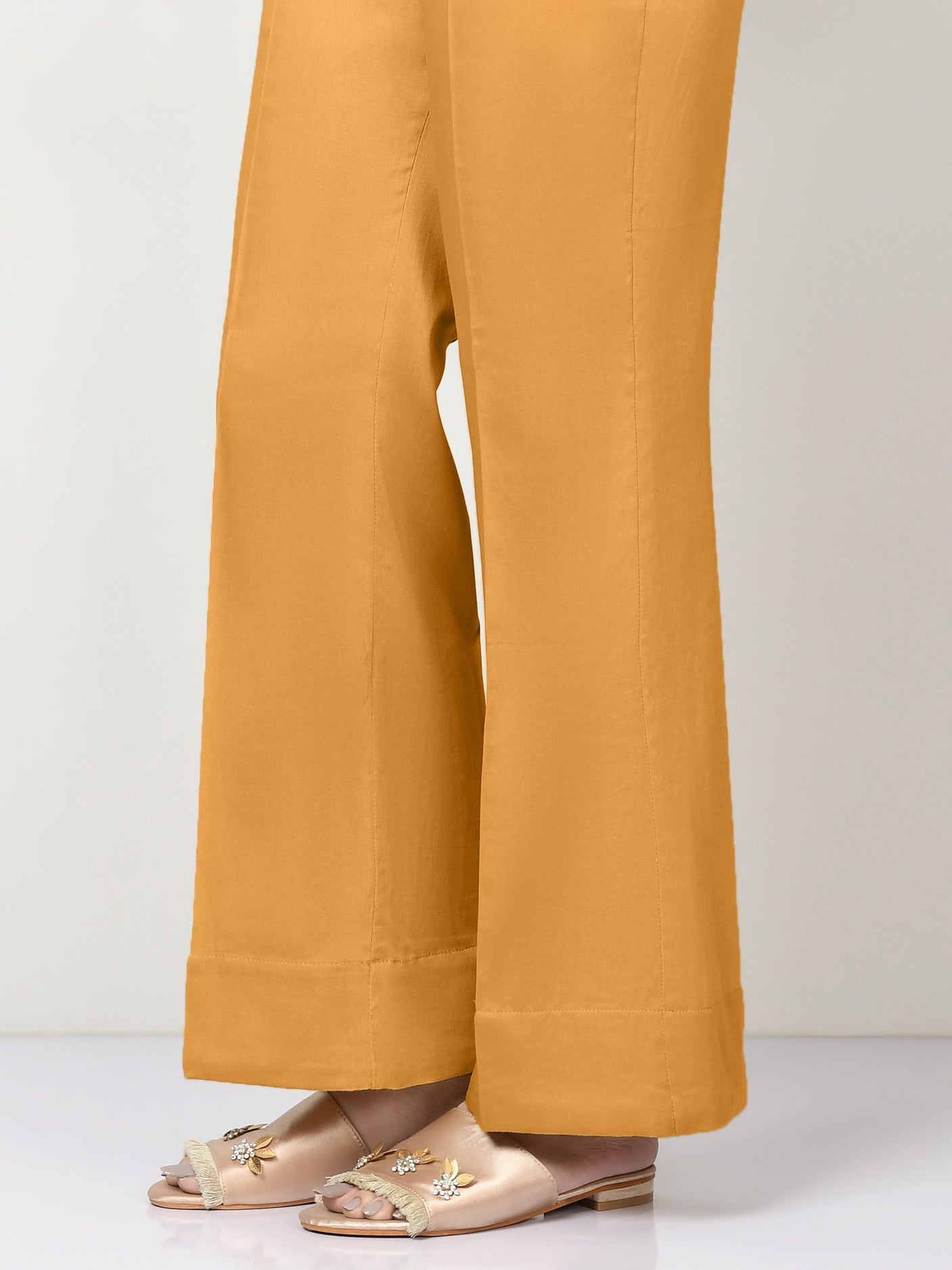 Khaddar Trouser-Dyed (Unstitched)