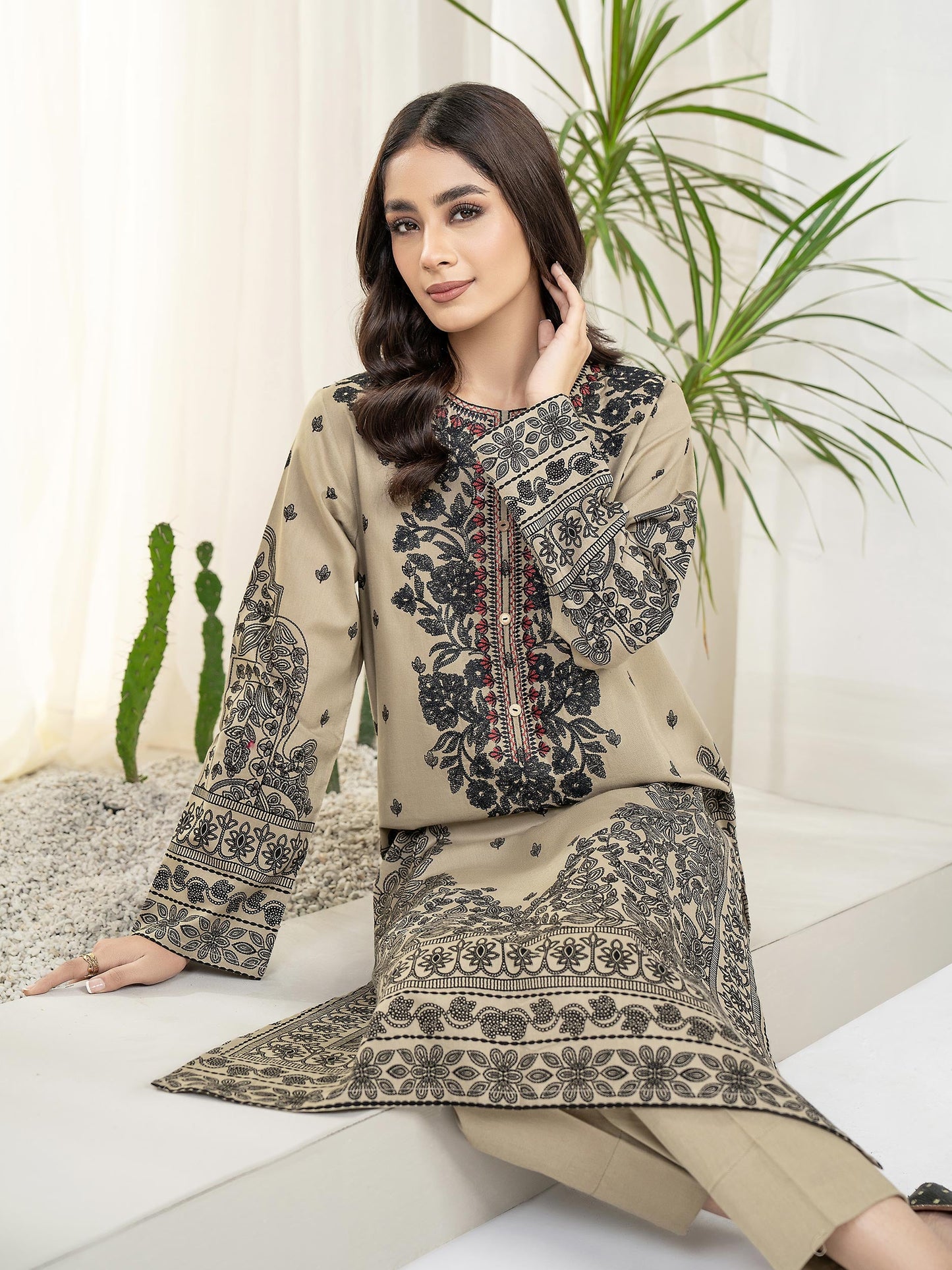 2 Piece Khaddar Suit-Embroidered(Unstitched)