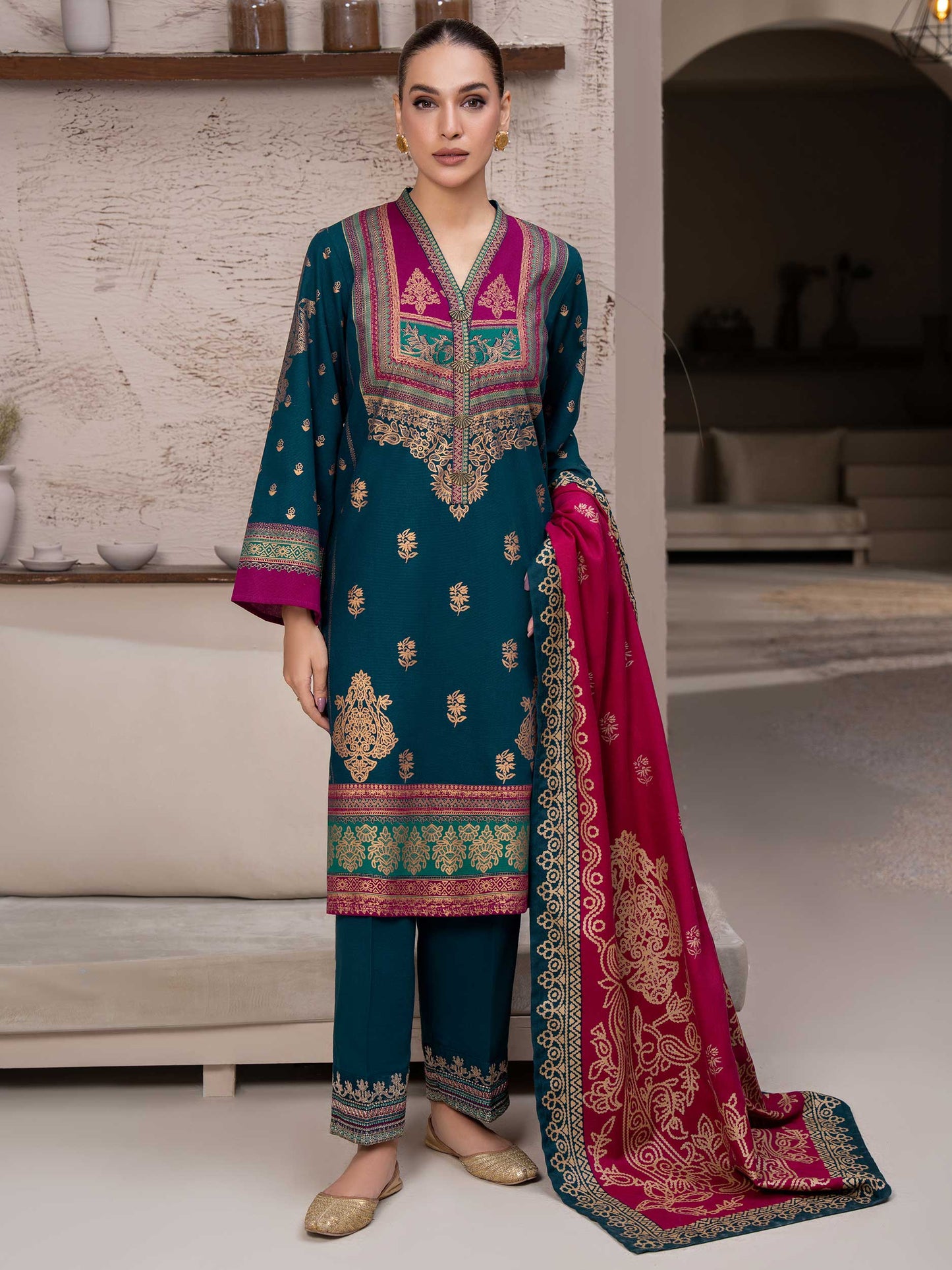 3 Piece Khaddar Suit-Embroidered (Unstitched)
