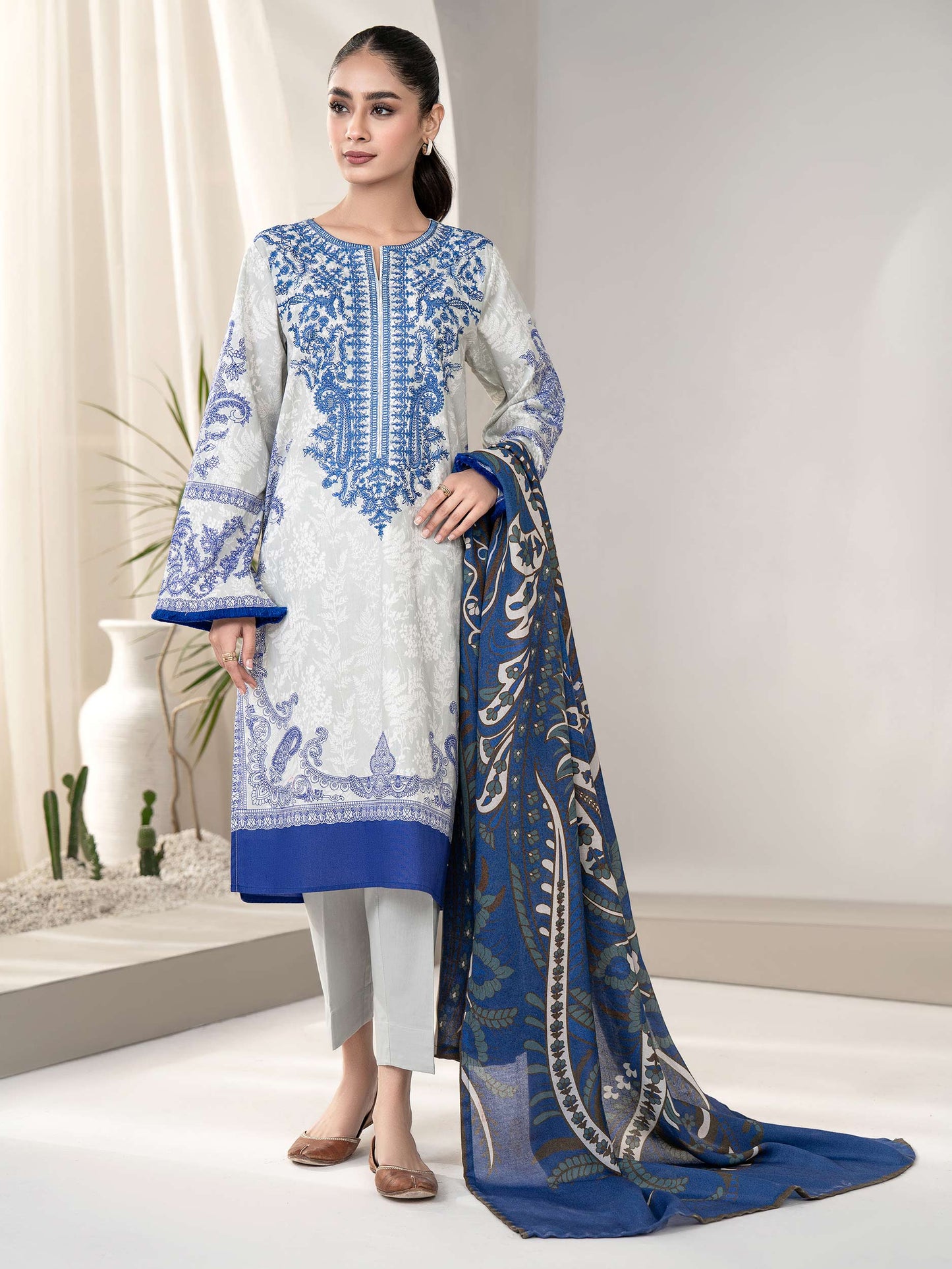 3 Piece Winter Cotton Suit-Embroidered(Unstitched)