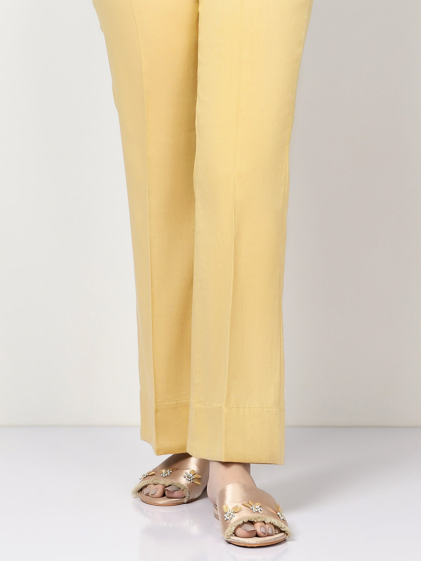 Khaddar Trouser-Dyed (Unstitched)