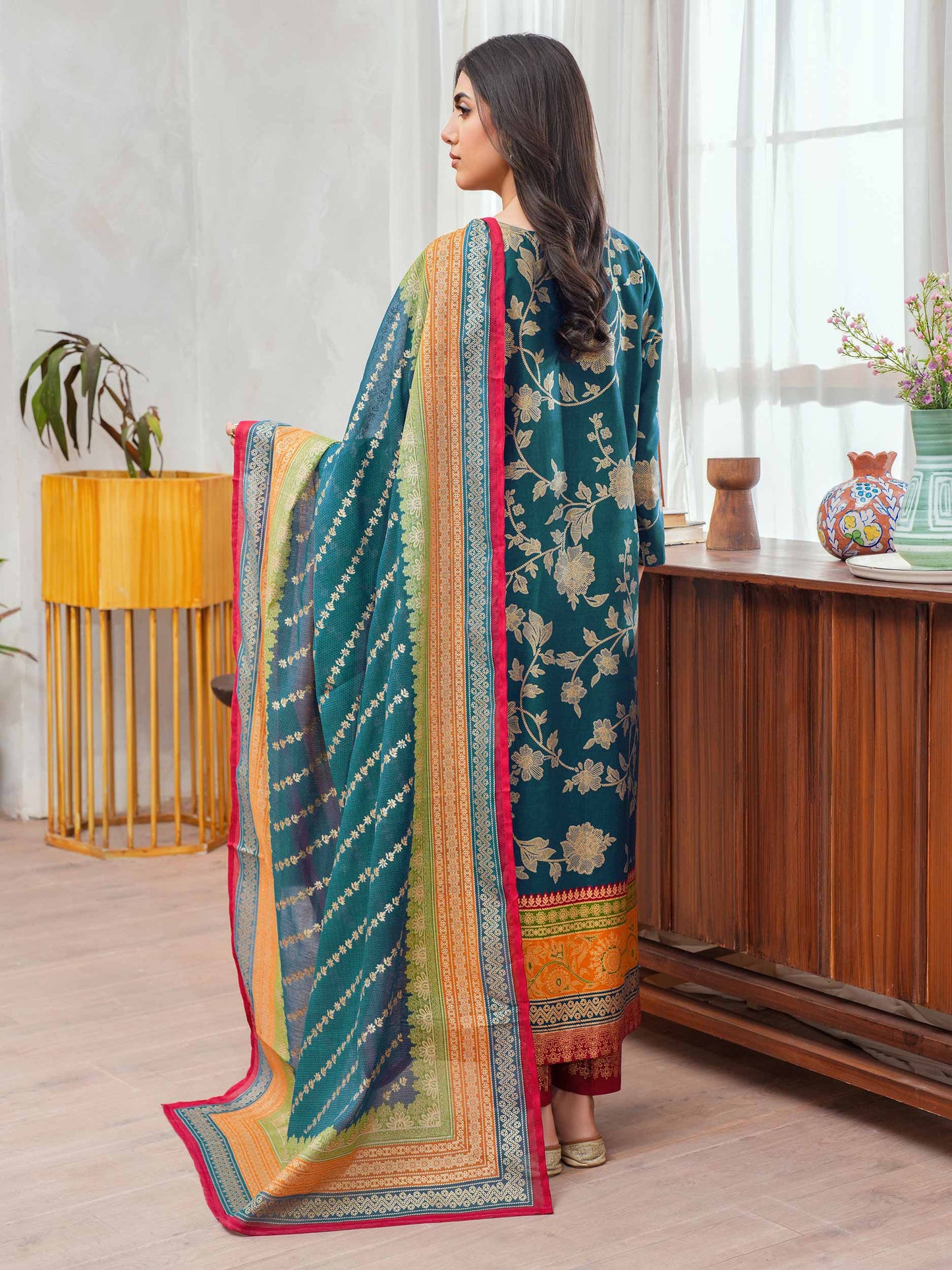 3 Piece Lawn Suit Embroidered (Unstitched)