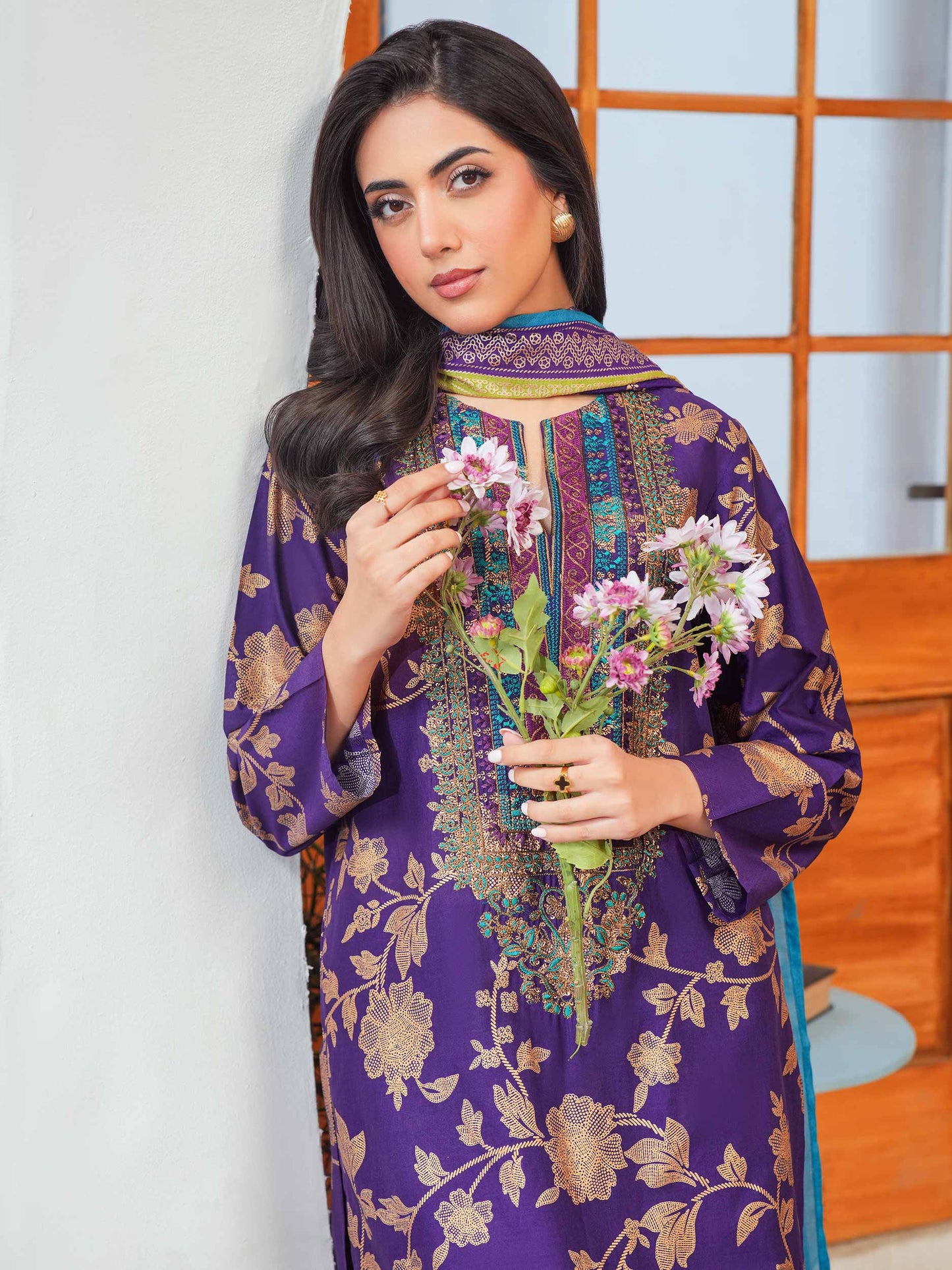 3 Piece Lawn Suit Embroidered (Unstitched)