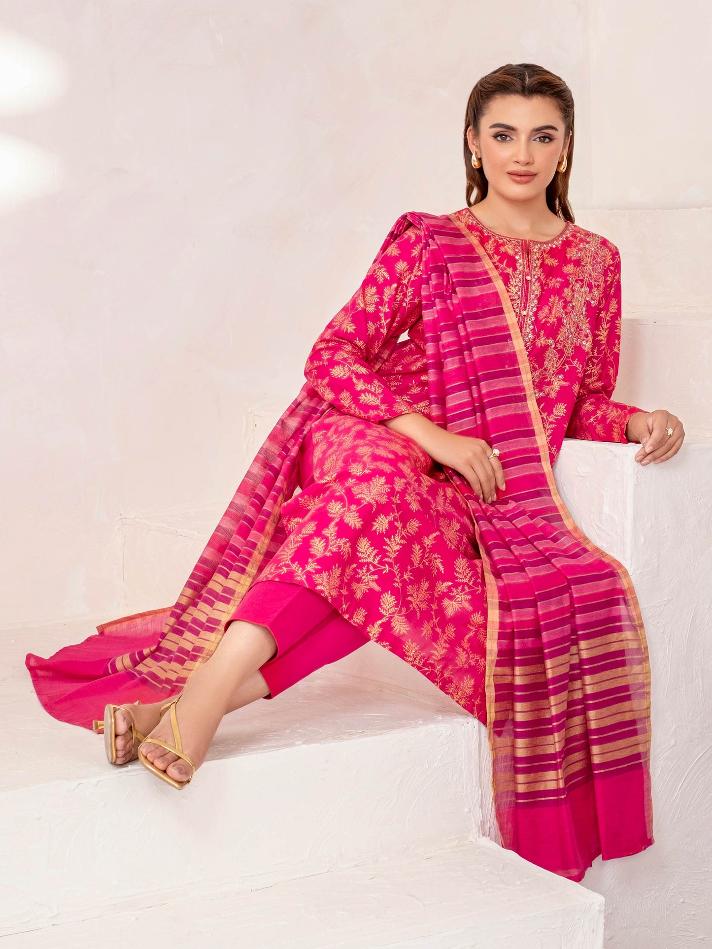 3 Piece Lawn Suit-Embroidered (Unstitched)