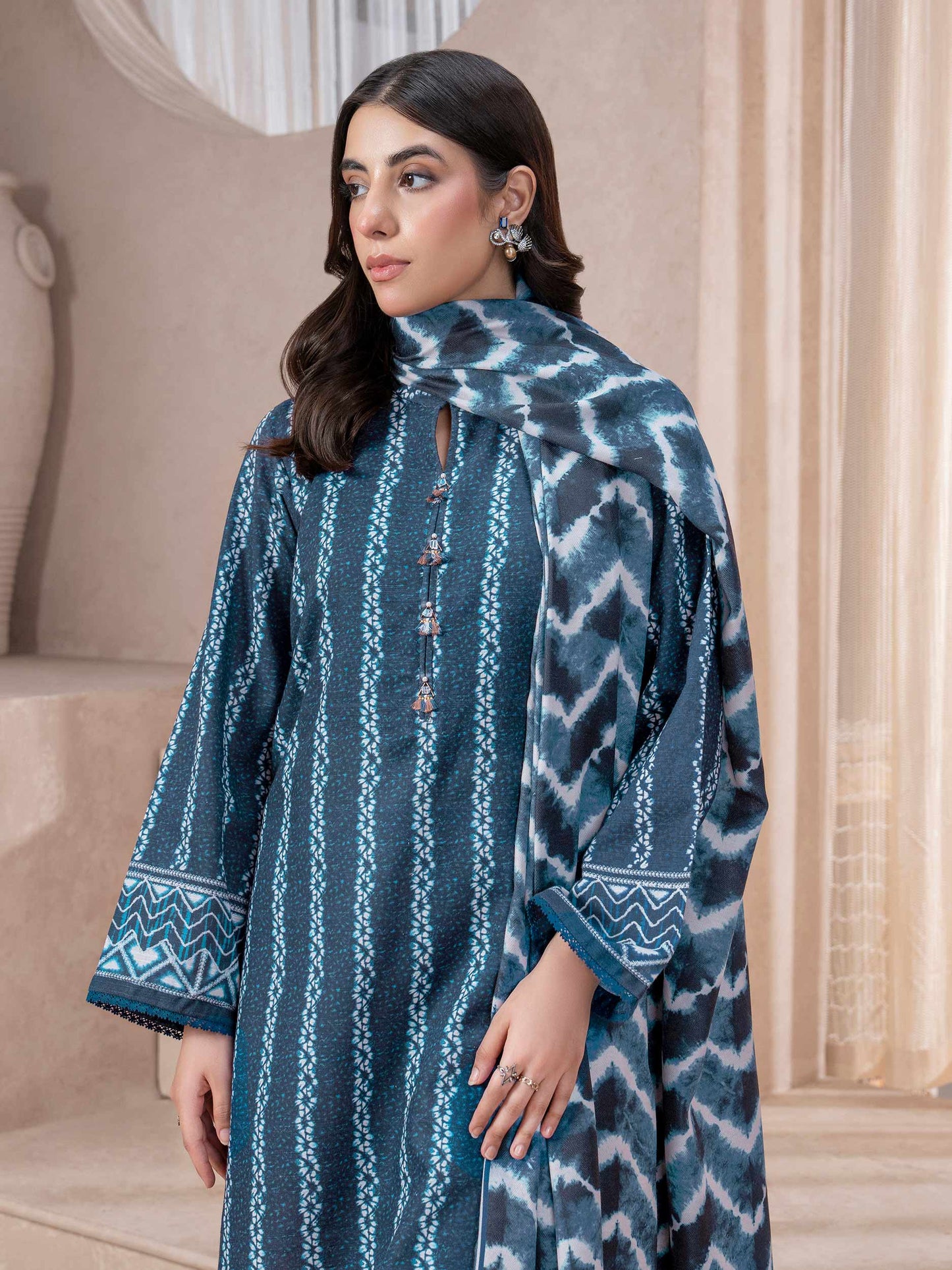 2 Piece Khaddar Suit-Printed (Unstitched)