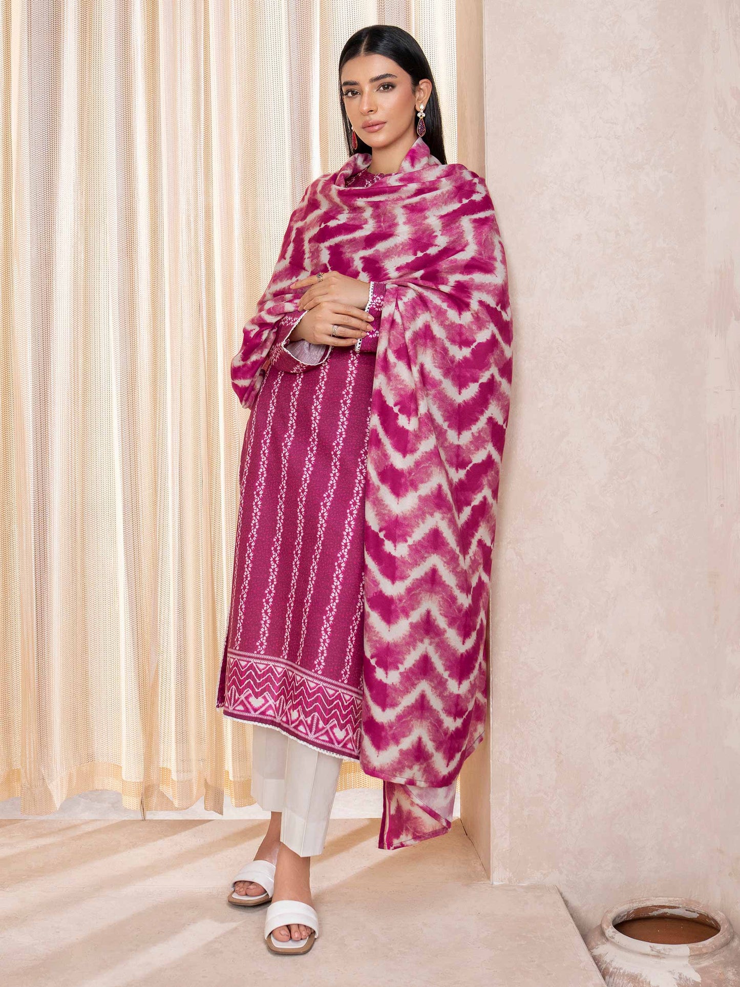 2 Piece Khaddar Suit-Printed (Unstitched)