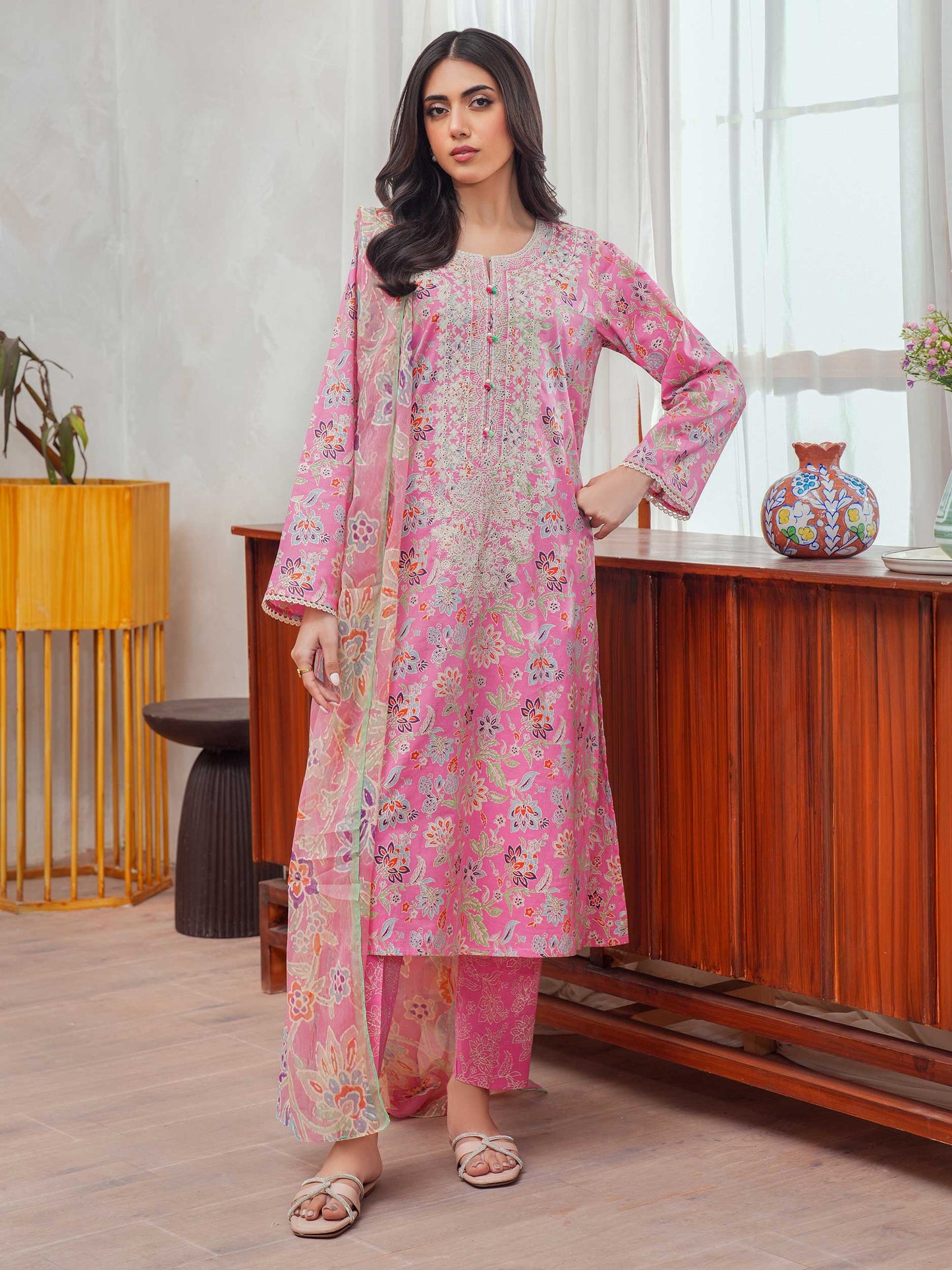 3 Piece Lawn Suit-Embroidered (Unstitched)