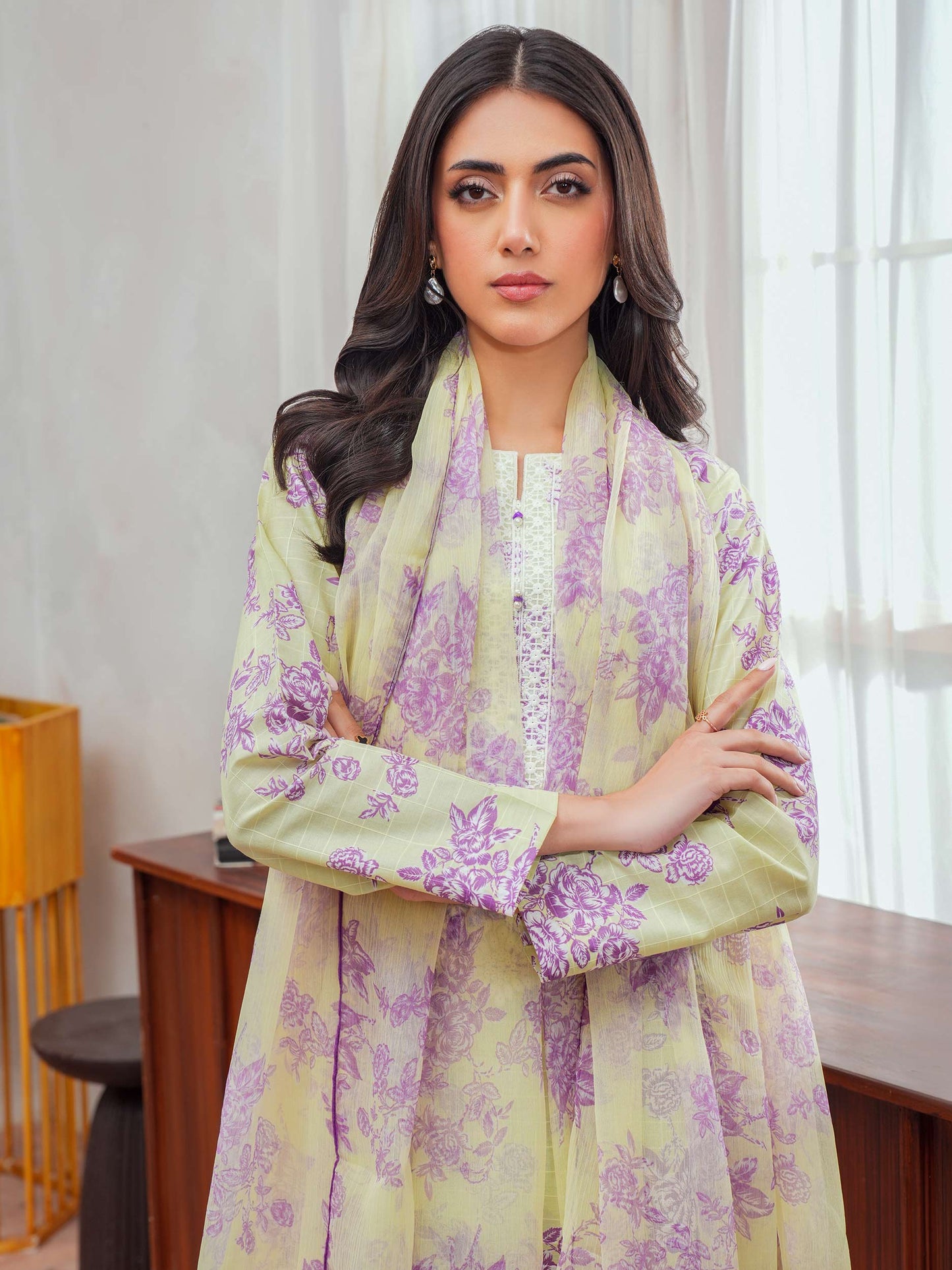 3 Piece Lawn Suit-Embroidered (Unstitched)