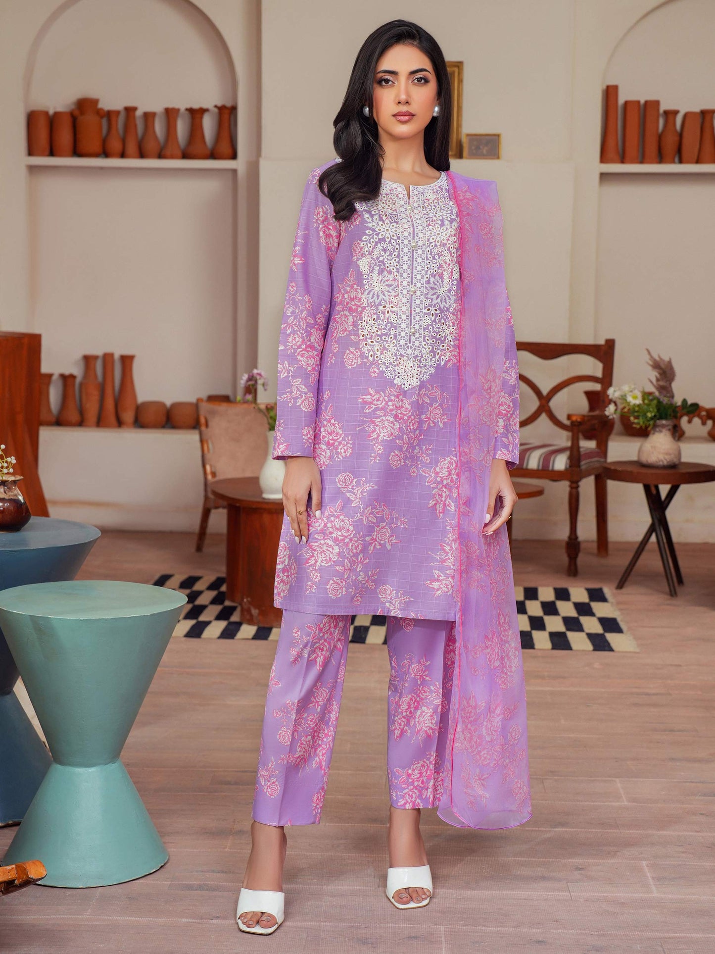 3 Piece Lawn Suit-Embroidered (Unstitched)
