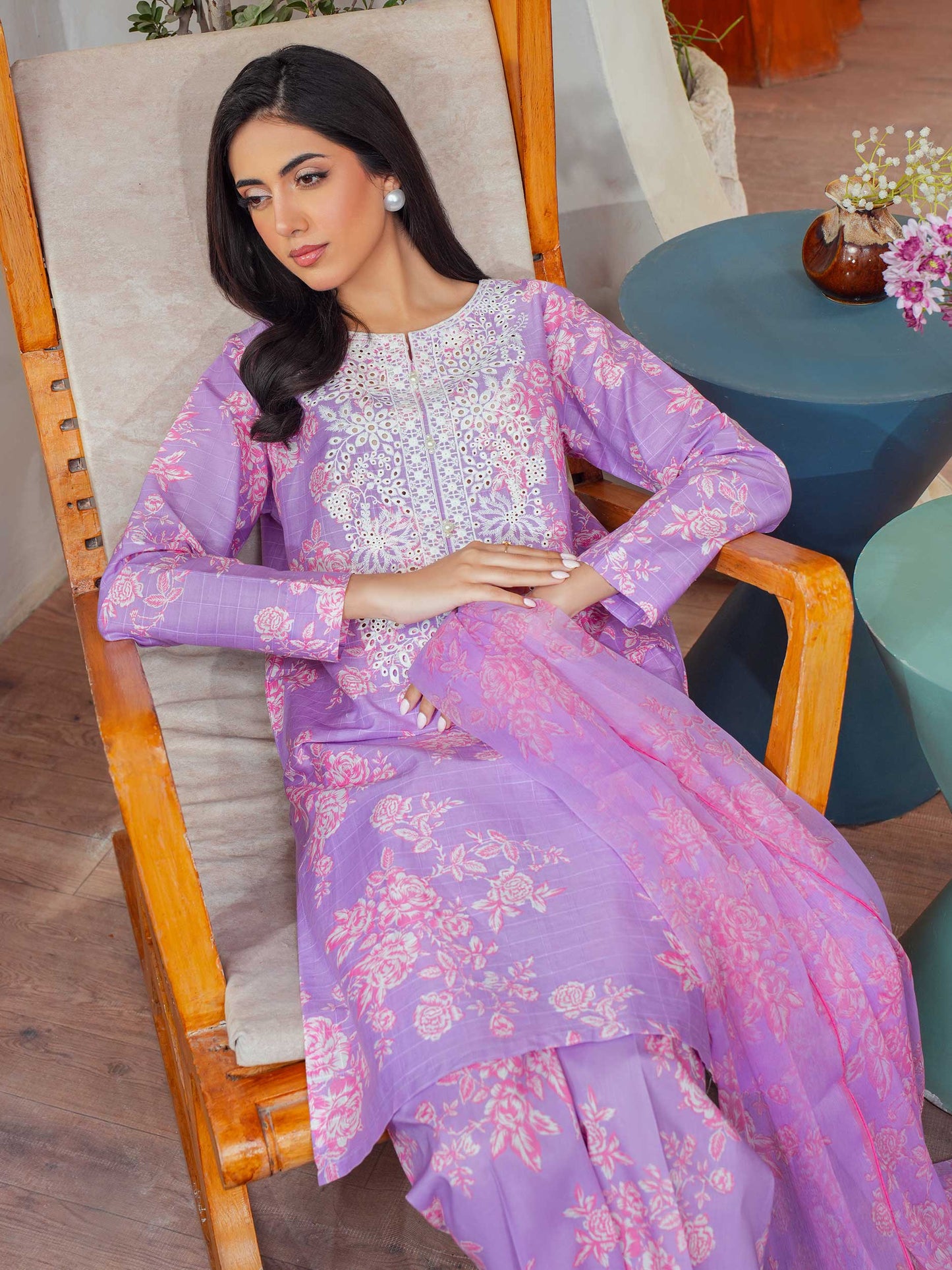3 Piece Lawn Suit-Embroidered (Unstitched)