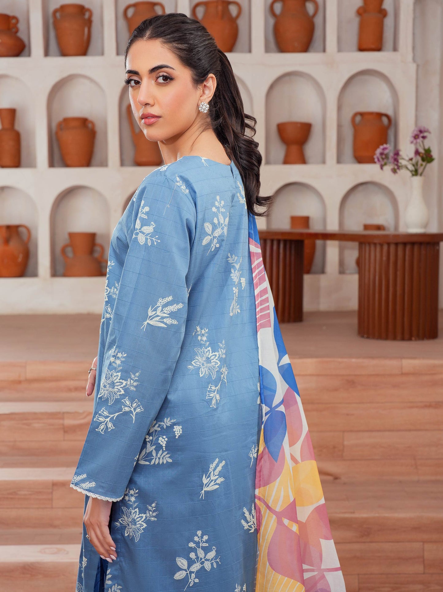 3 Piece Lawn Suit-Embroidered (Unstitched)