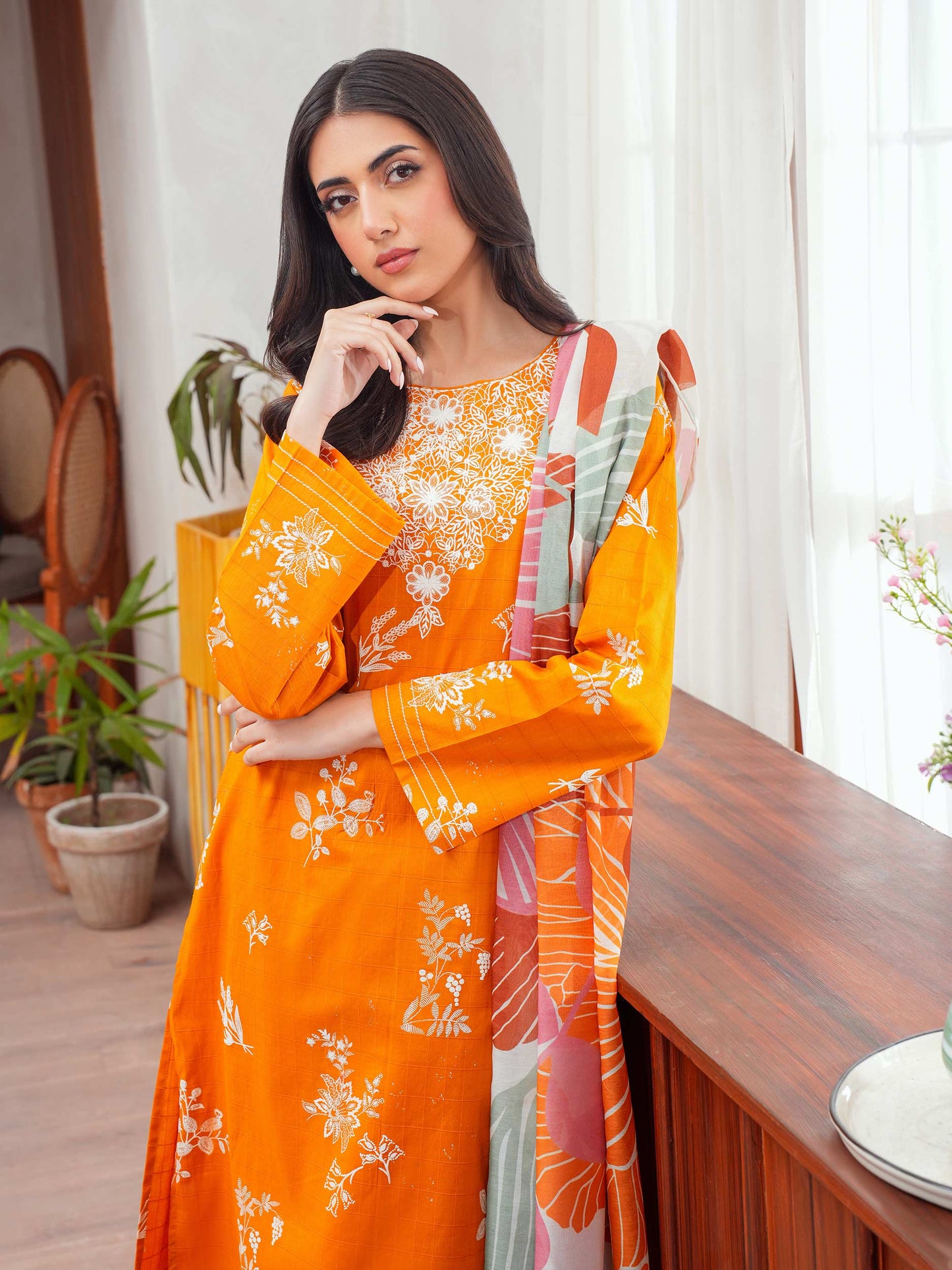 3 Piece Lawn Suit-Embroidered (Unstitched)