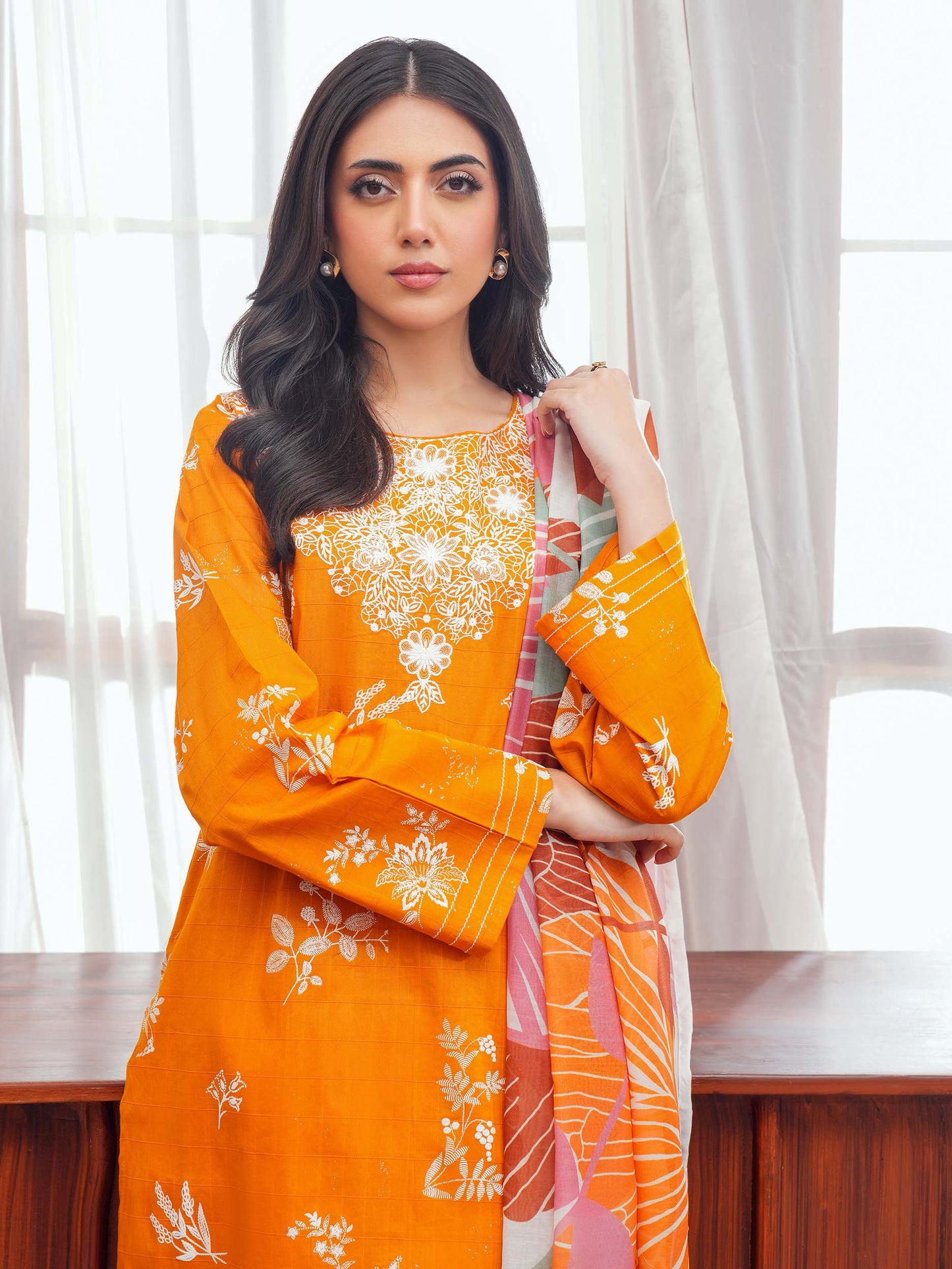 3 Piece Lawn Suit-Embroidered (Unstitched)