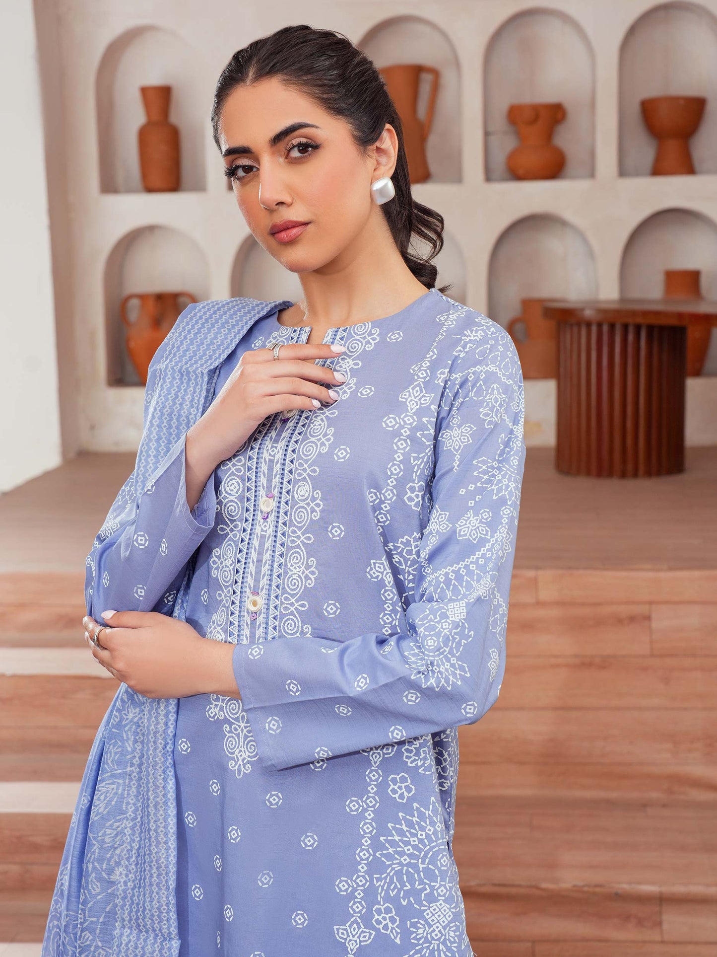 3 Piece Lawn Suit Embroidered (Unstitched)
