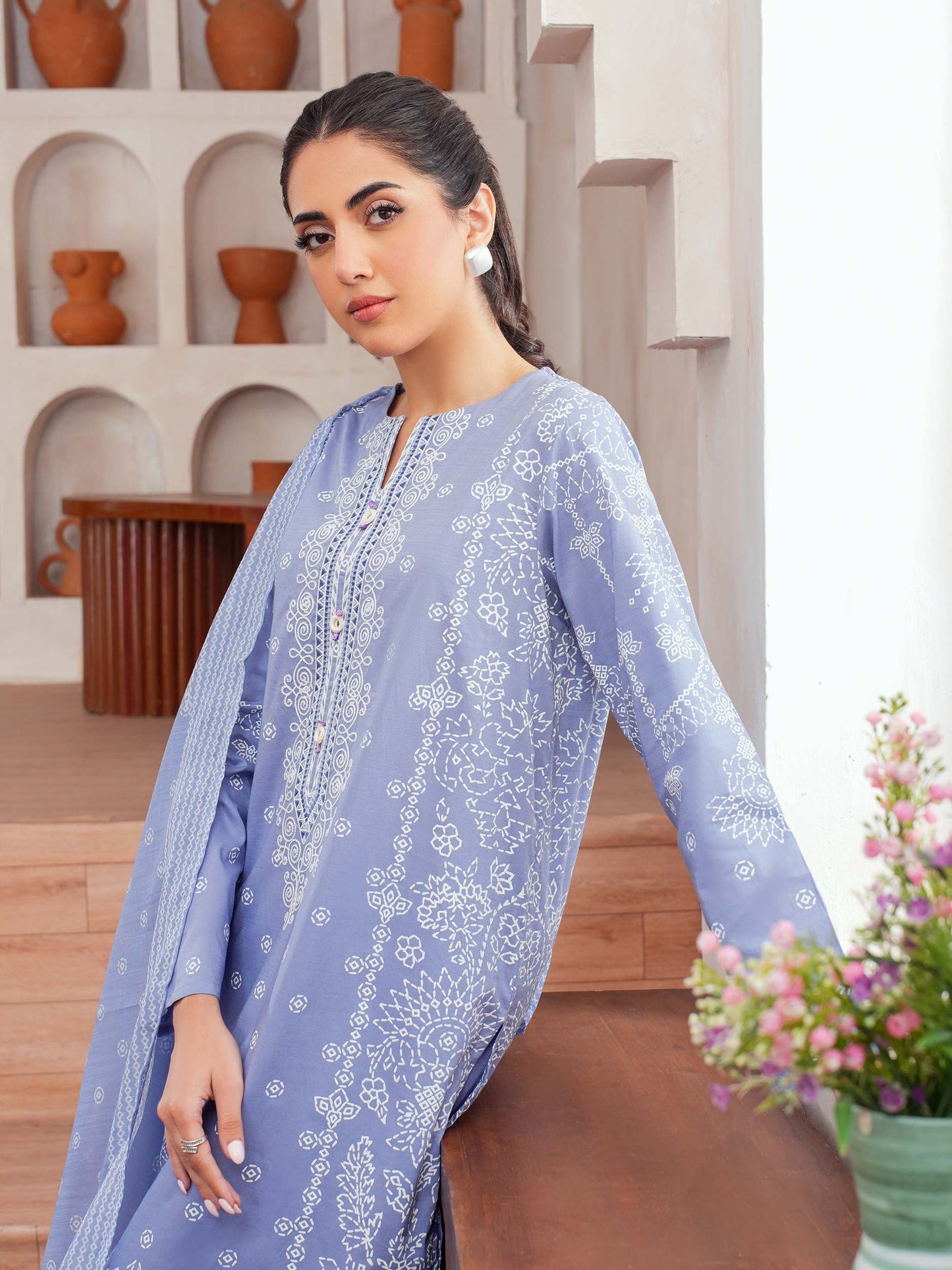 3 Piece Lawn Suit Embroidered (Unstitched)