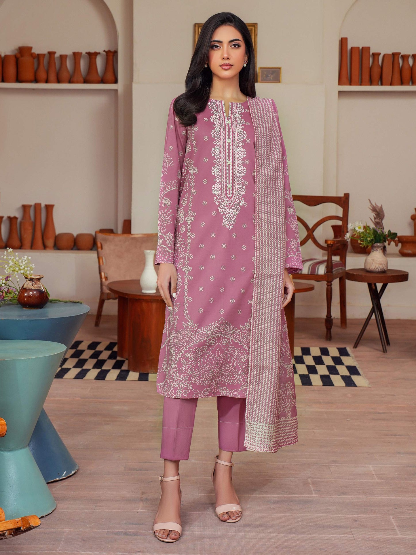 3 Piece Lawn Suit Embroidered (Unstitched)