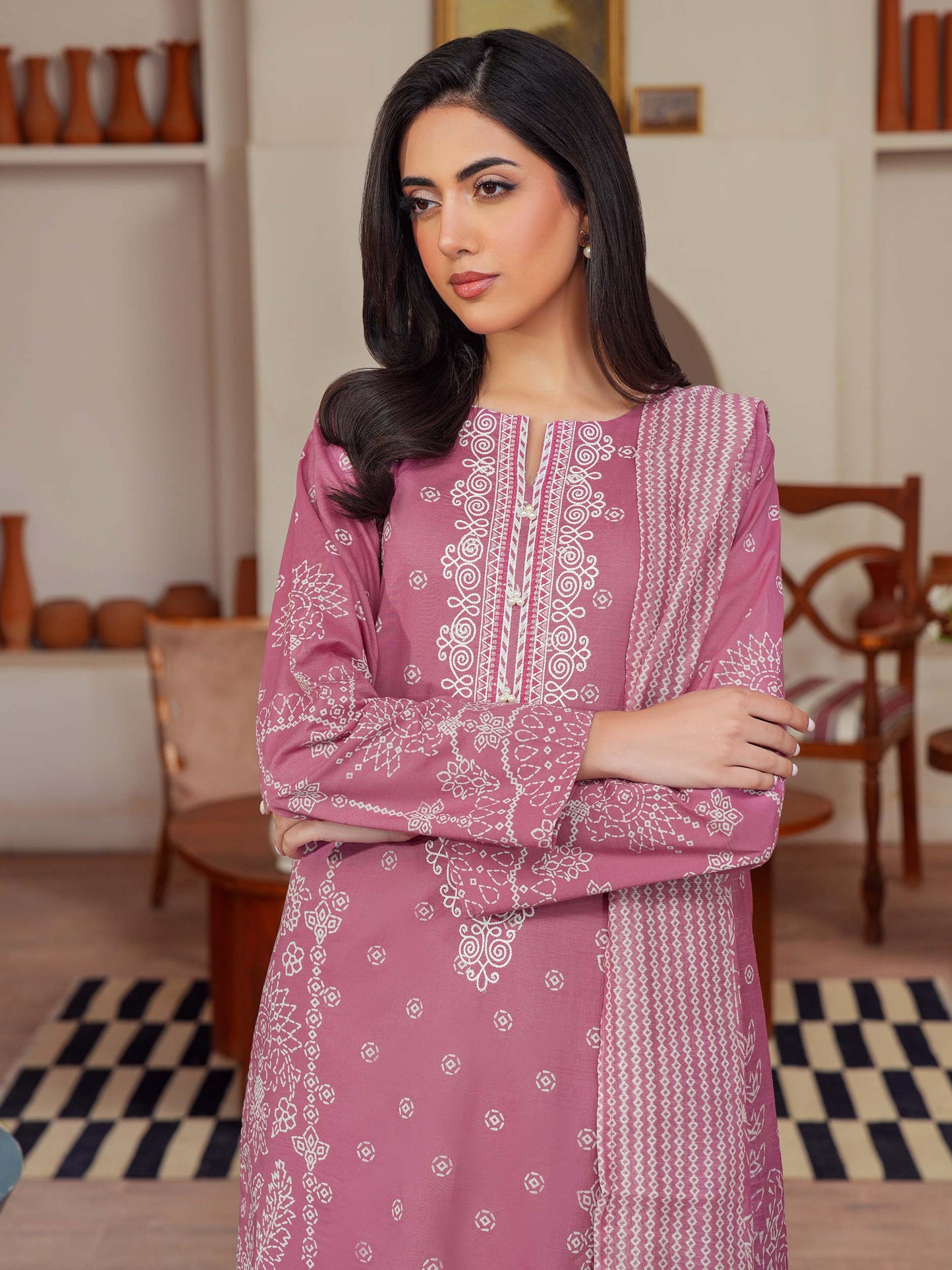 3 Piece Lawn Suit Embroidered (Unstitched)