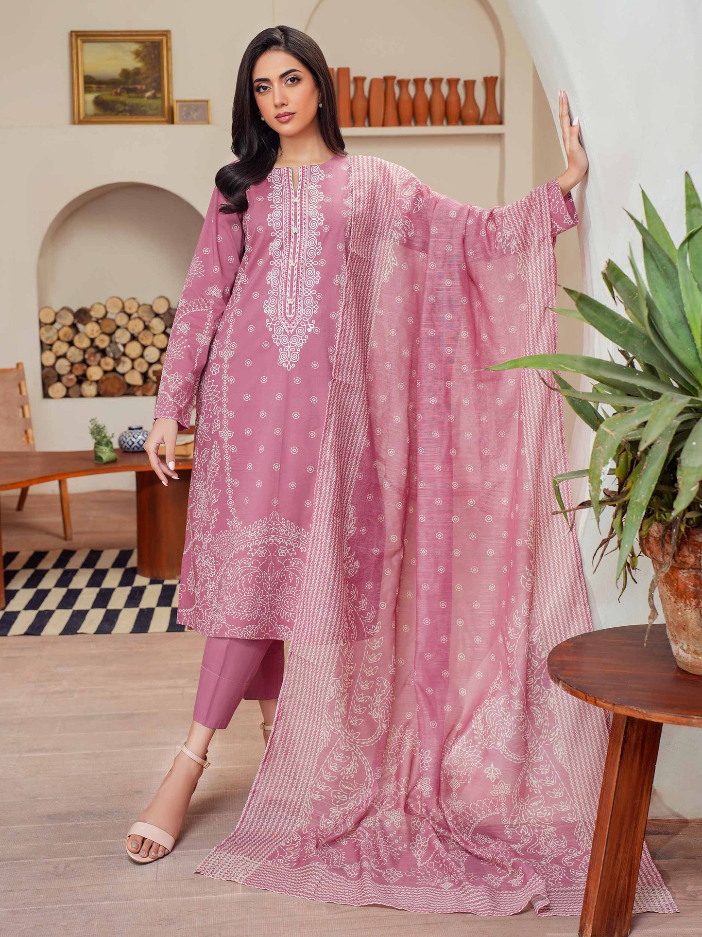 3 Piece Lawn Suit Embroidered (Unstitched)