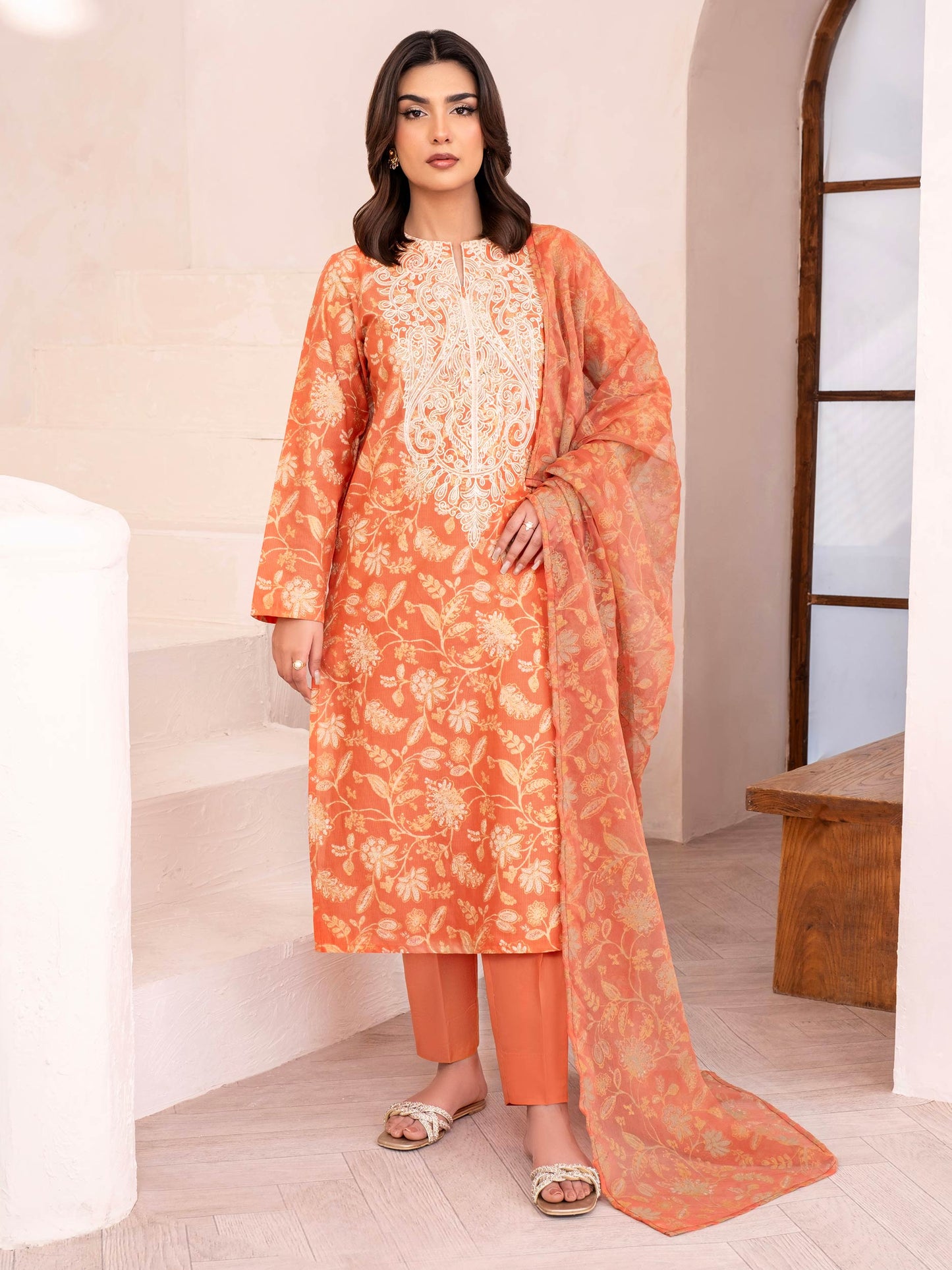 3 Piece Lawn Suit-Embroidered (Unstitched)