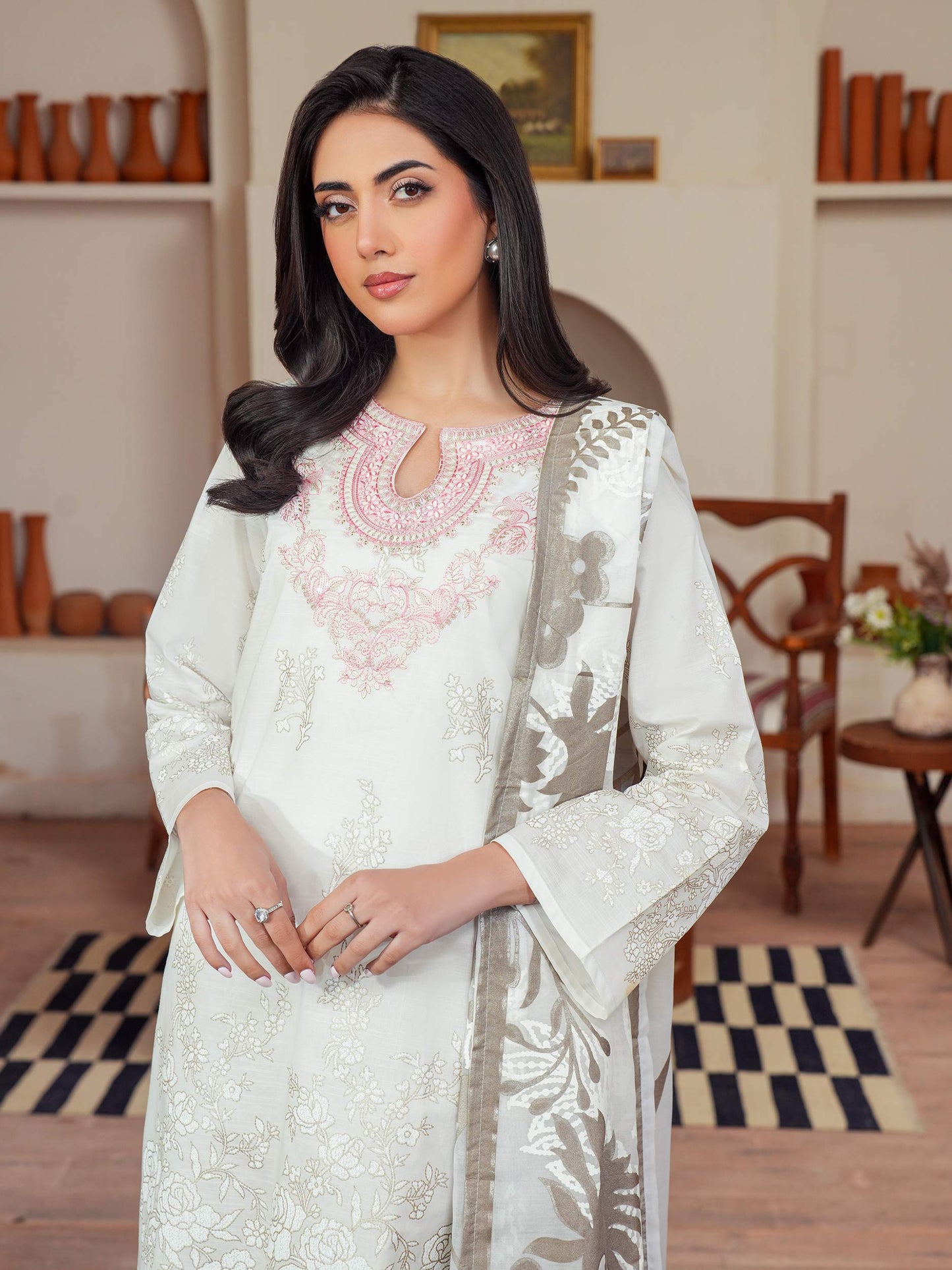3 Piece Lawn Suit Embroidered (Unstitched)