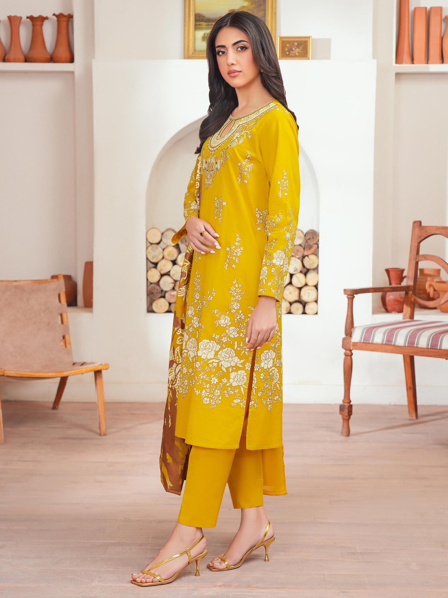 3 Piece Lawn Suit Embroidered (Unstitched)