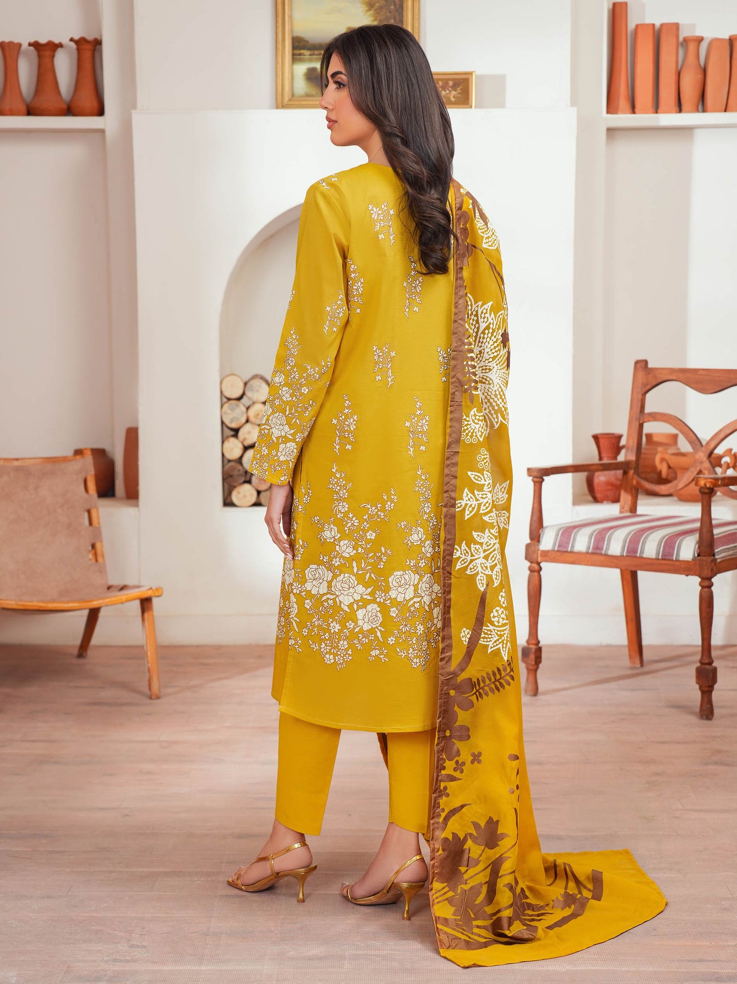 3 Piece Lawn Suit Embroidered (Unstitched)