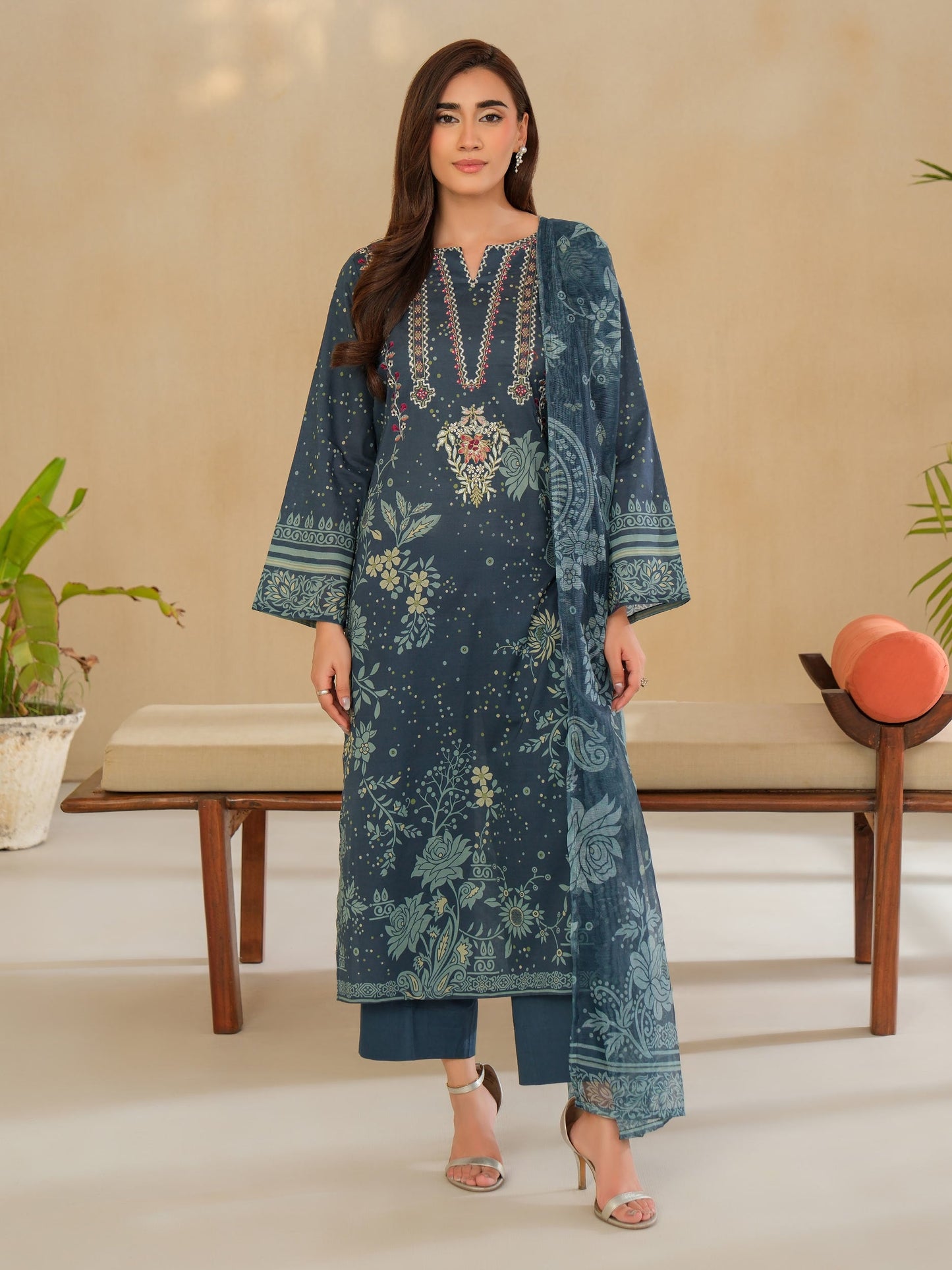 3 Piece Lawn Suit-Embroidered (Unstitched)