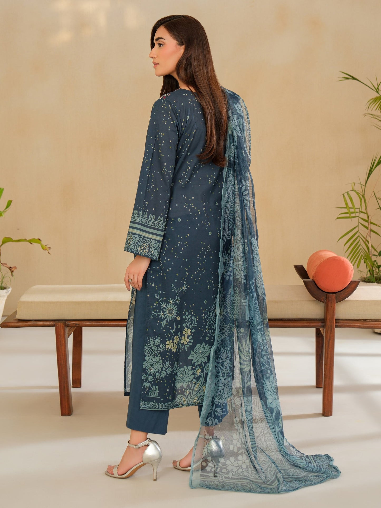 3 Piece Lawn Suit-Embroidered (Unstitched)