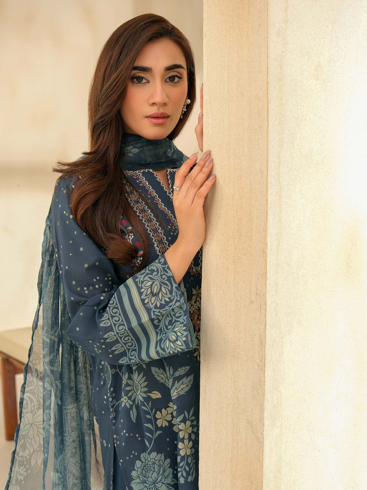 3 Piece Lawn Suit-Embroidered (Unstitched)