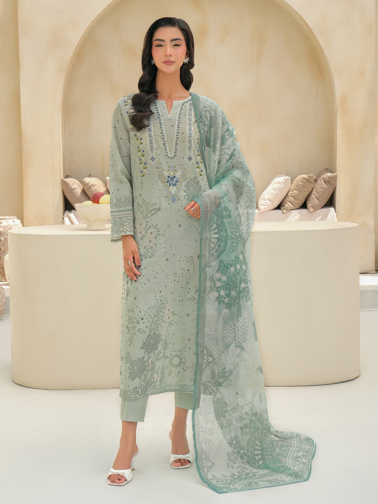 3 Piece Lawn Suit-Embroidered (Unstitched)