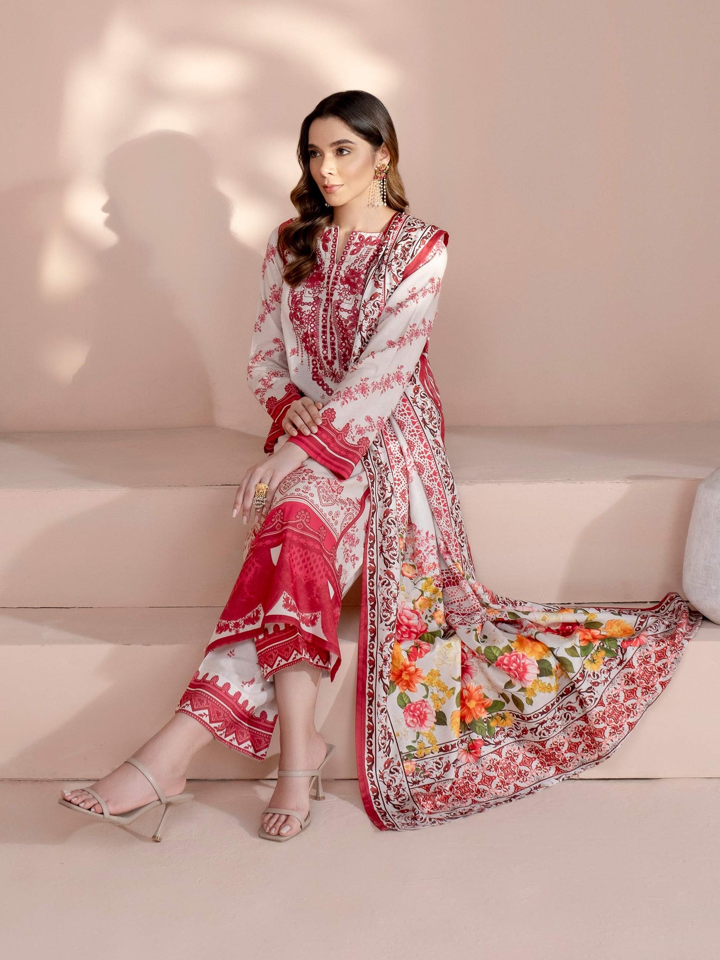 3 Piece Khaddar Suit-Embroidered (Unstitched)