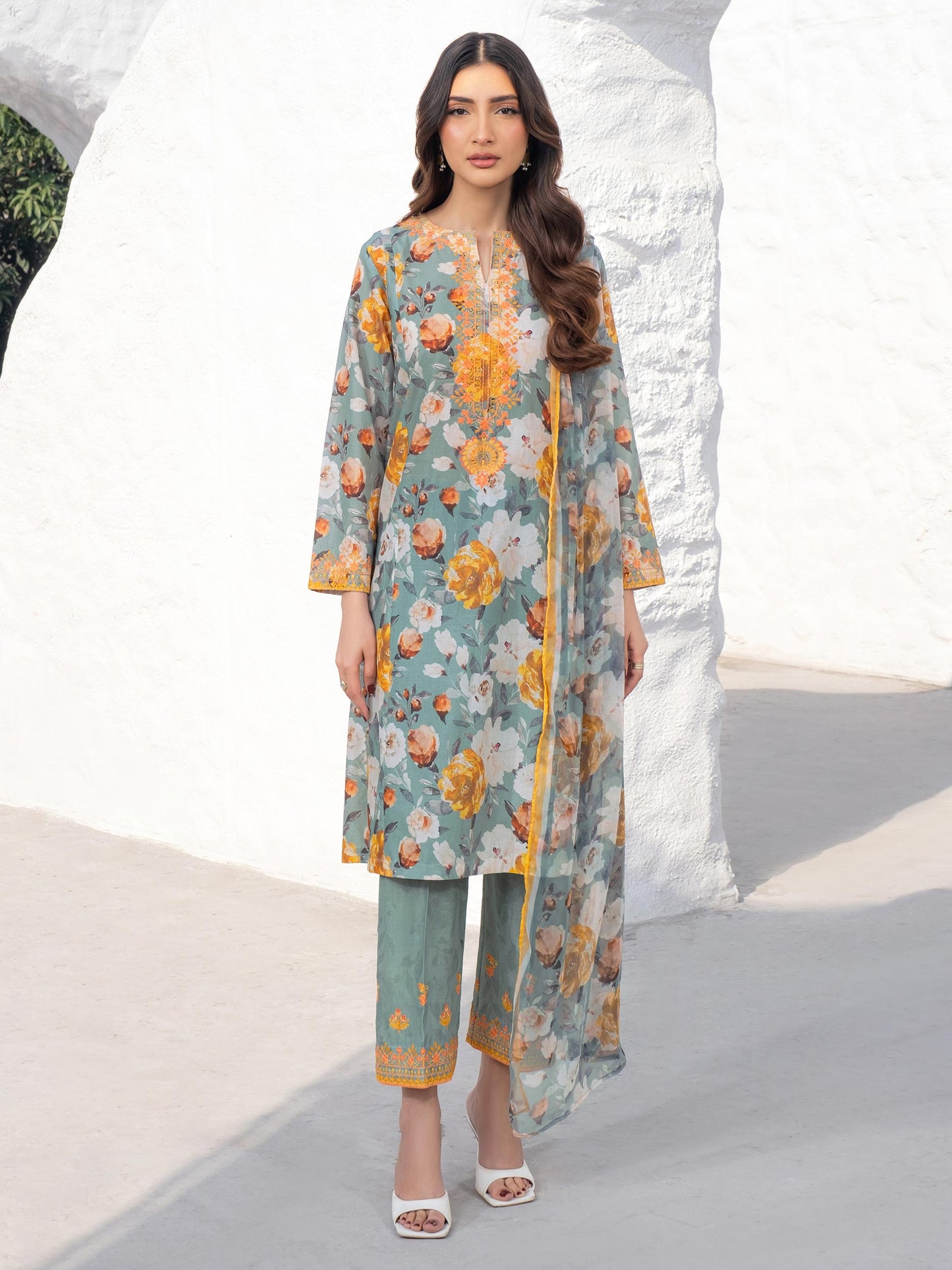 3 Piece Lawn Suit-Embroidered (Unstitched)