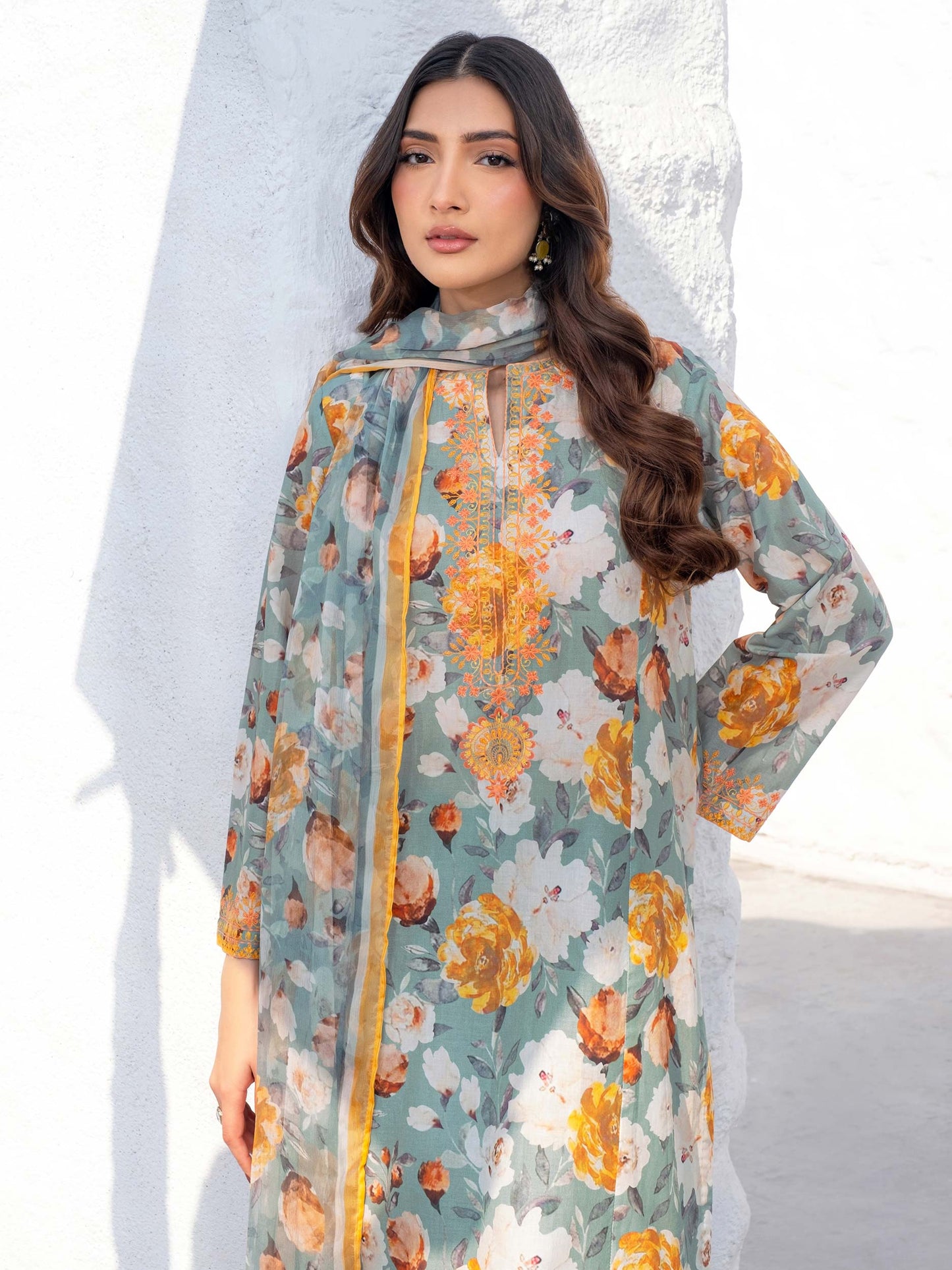 3 Piece Lawn Suit-Embroidered (Unstitched)