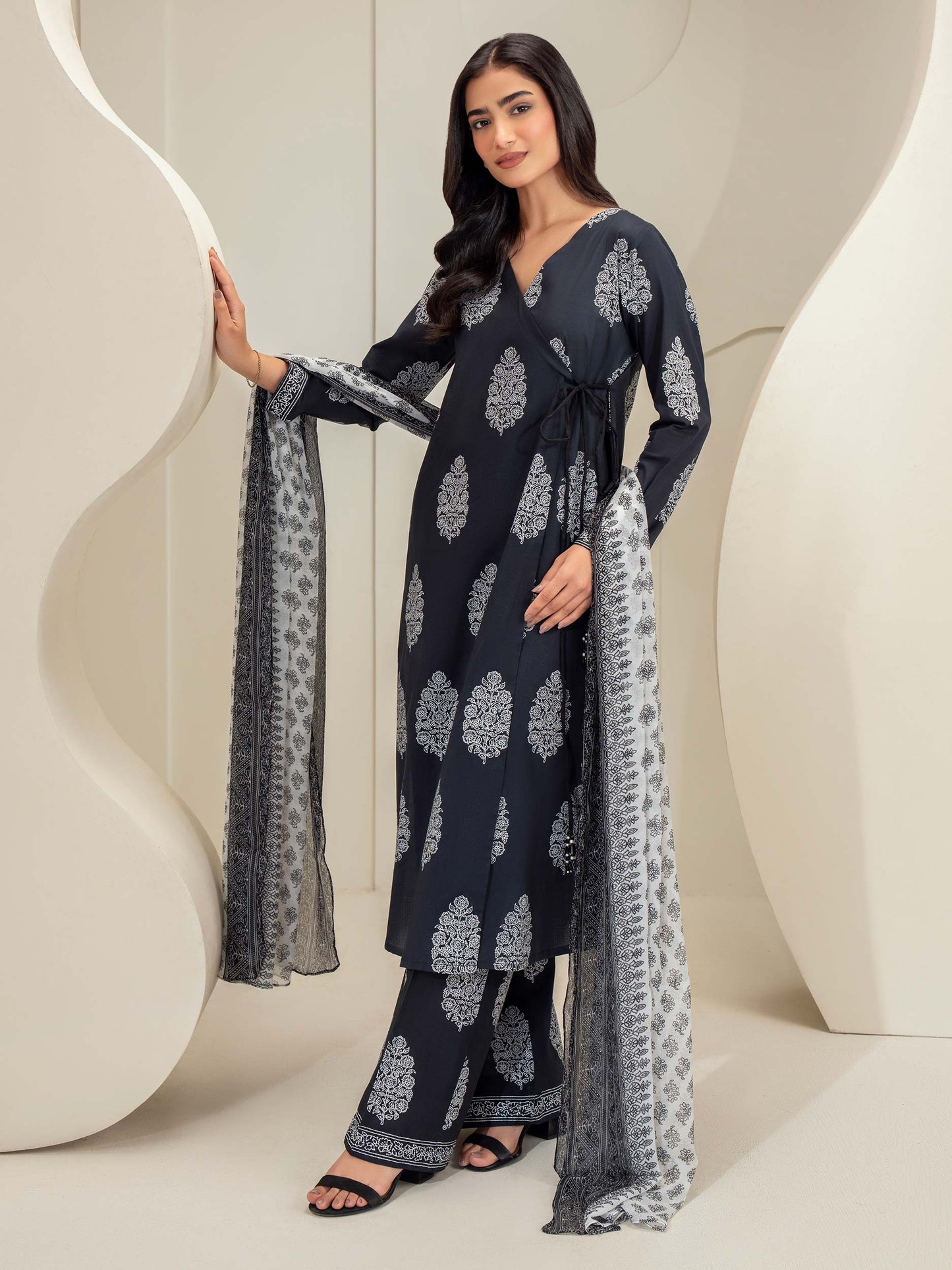 3 Piece Lawn Suit-Printed (Unstitched)