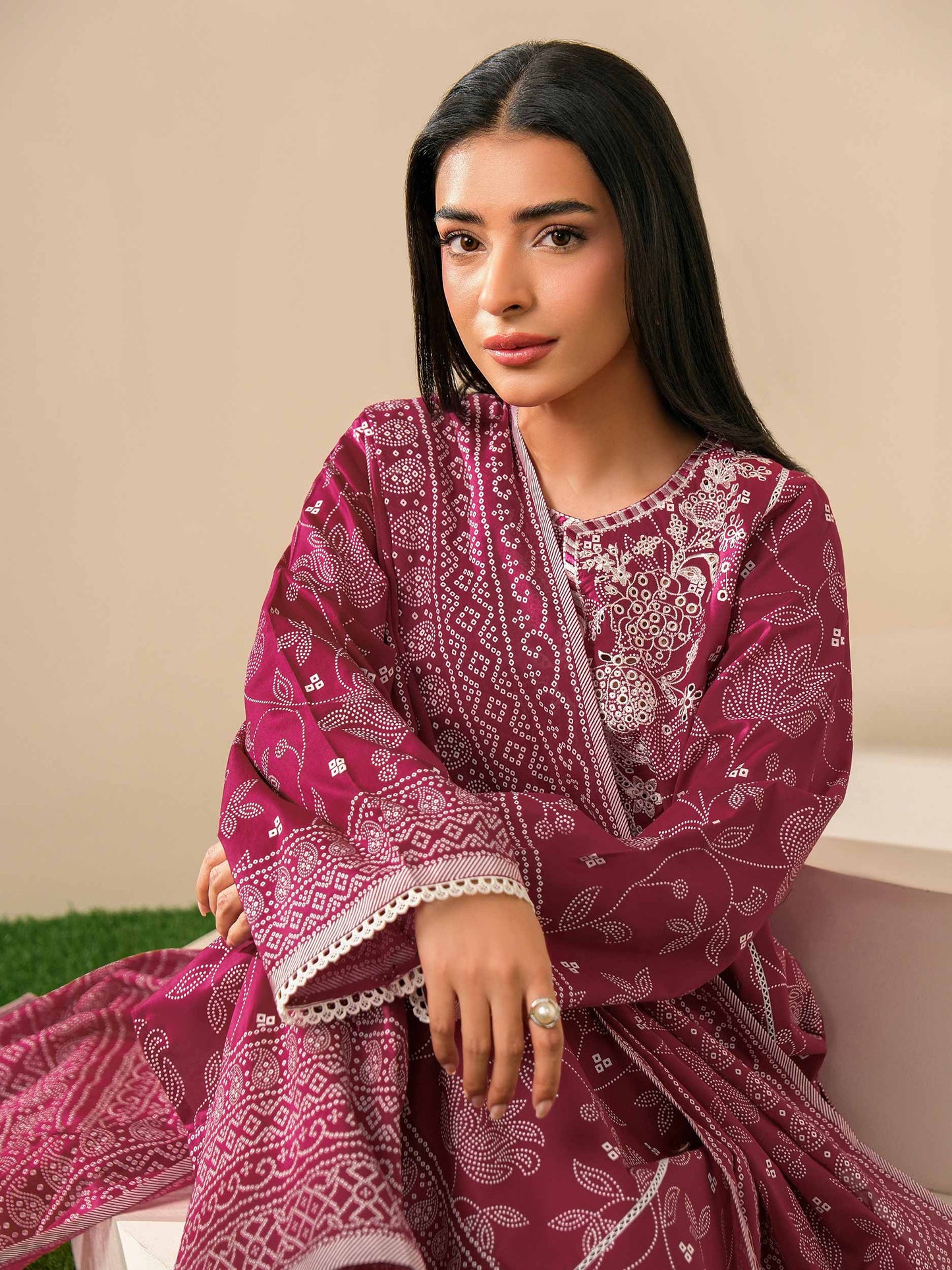 3 Piece Lawn Suit-Embroidered (Unstitched)