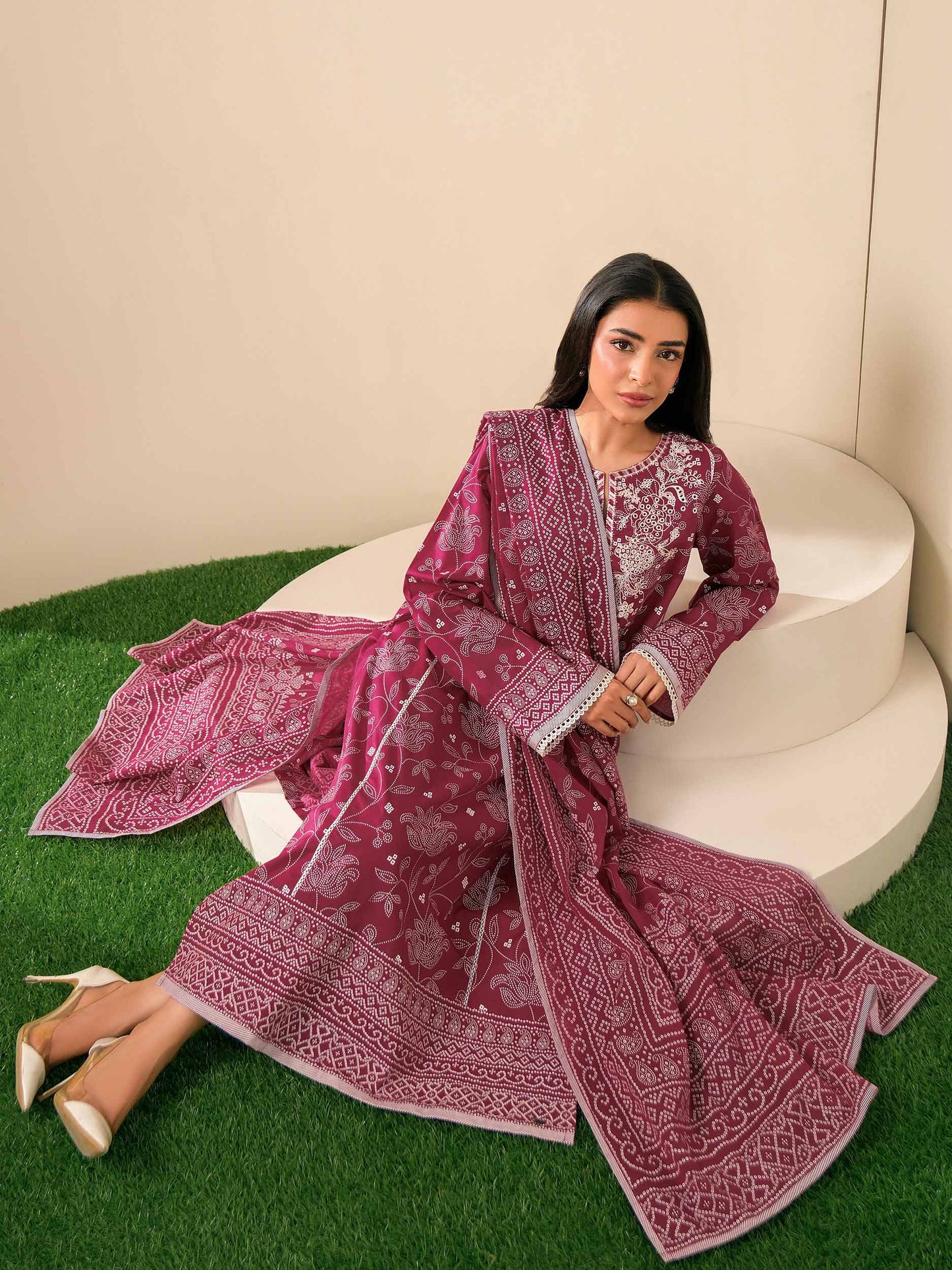 3 Piece Lawn Suit-Embroidered (Unstitched)
