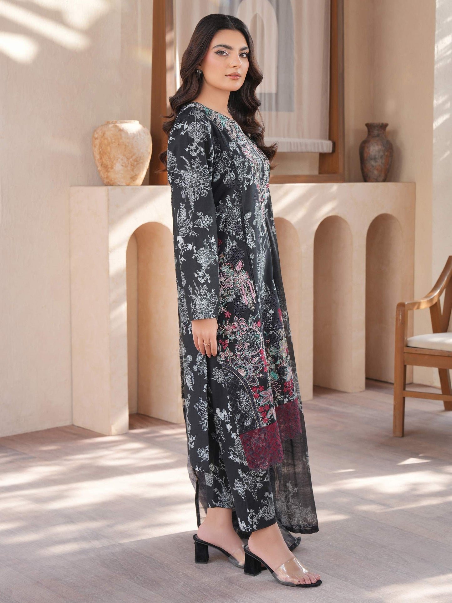3 Piece Lawn Suit-Embroidered (Unstitched)